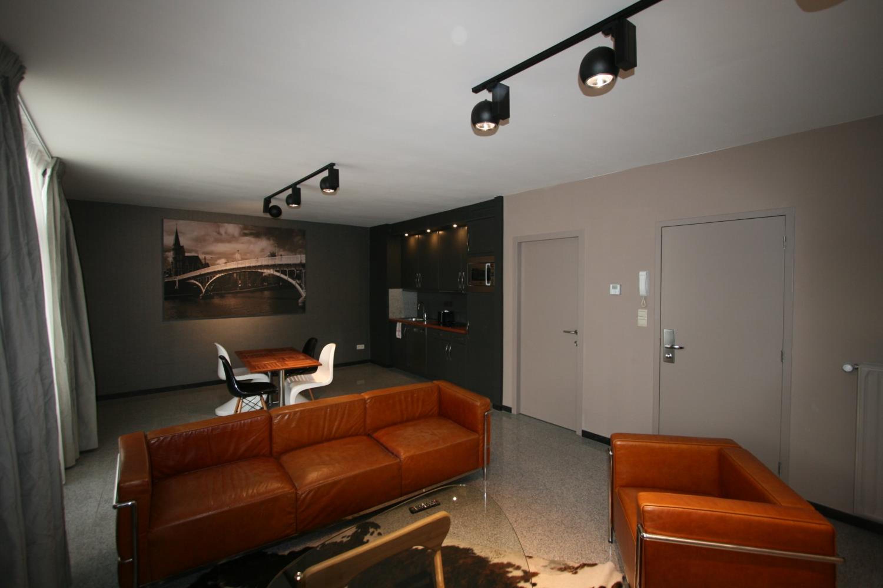Two-Bedroom Apartment - Photo 10