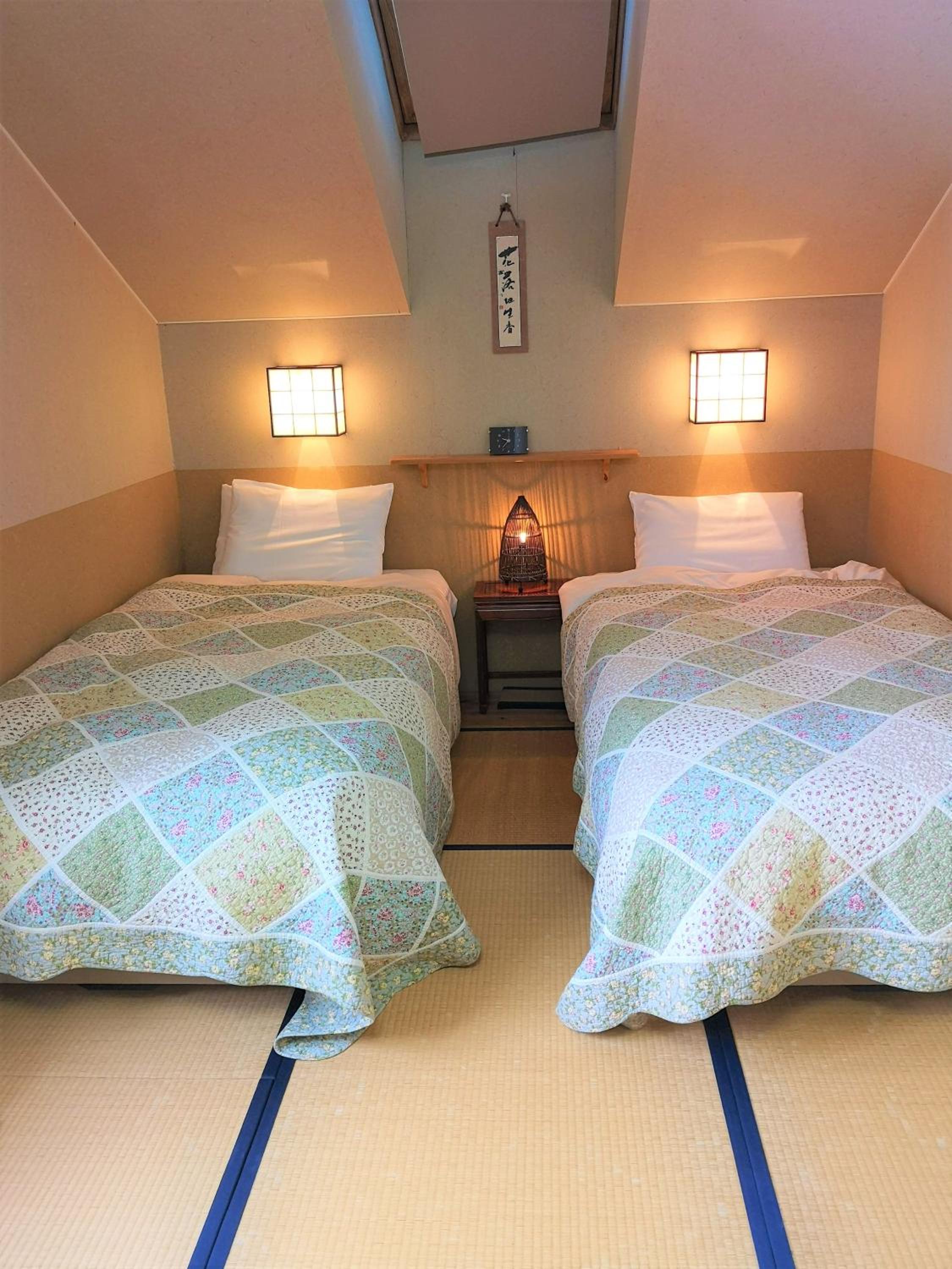 Twin Room With Tatami - Non-Smoking photo 3