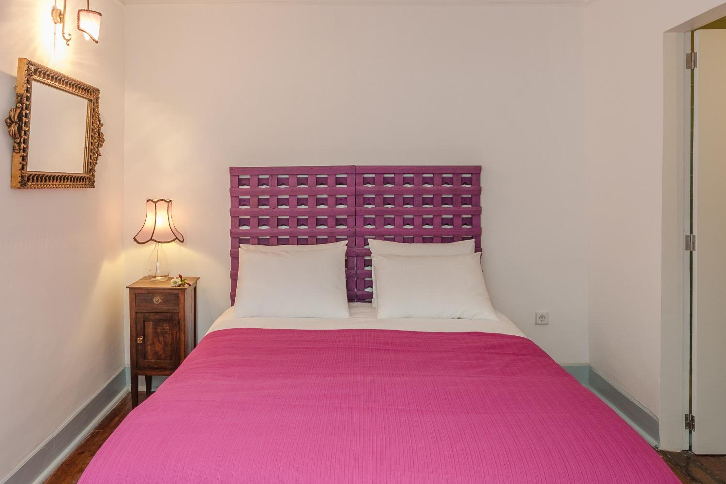 Economy Double Room with Private Bathroom photo 1