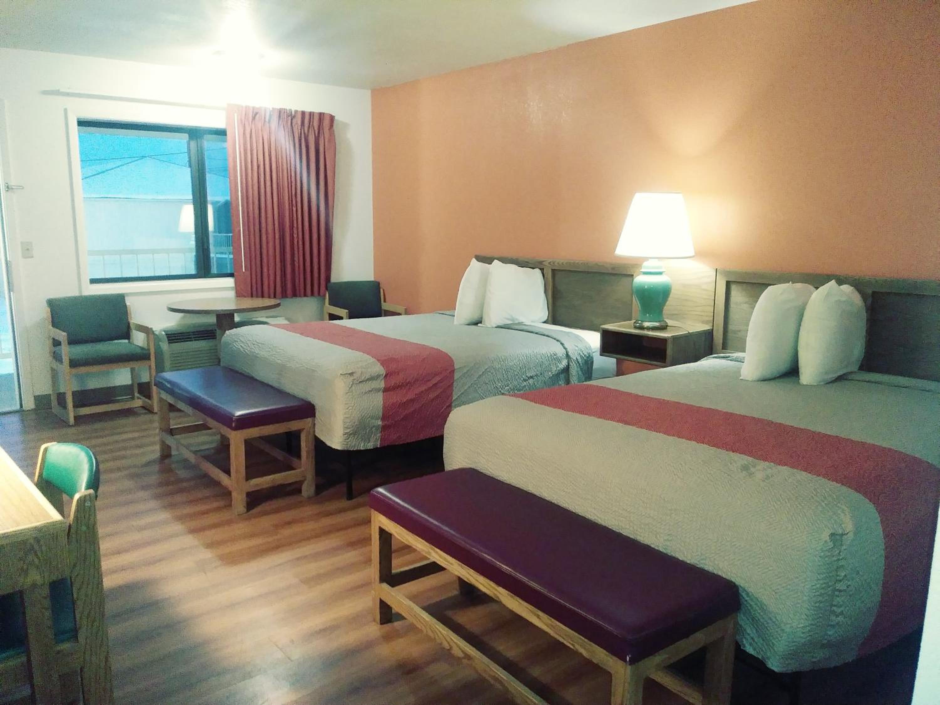 Queen Room with Two Queen Beds - Non-Smoking