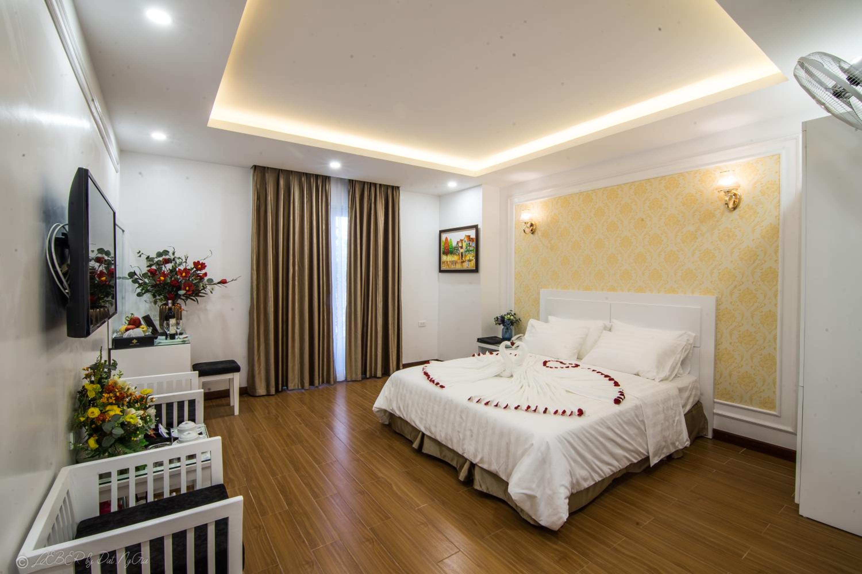 King Room with Balcony