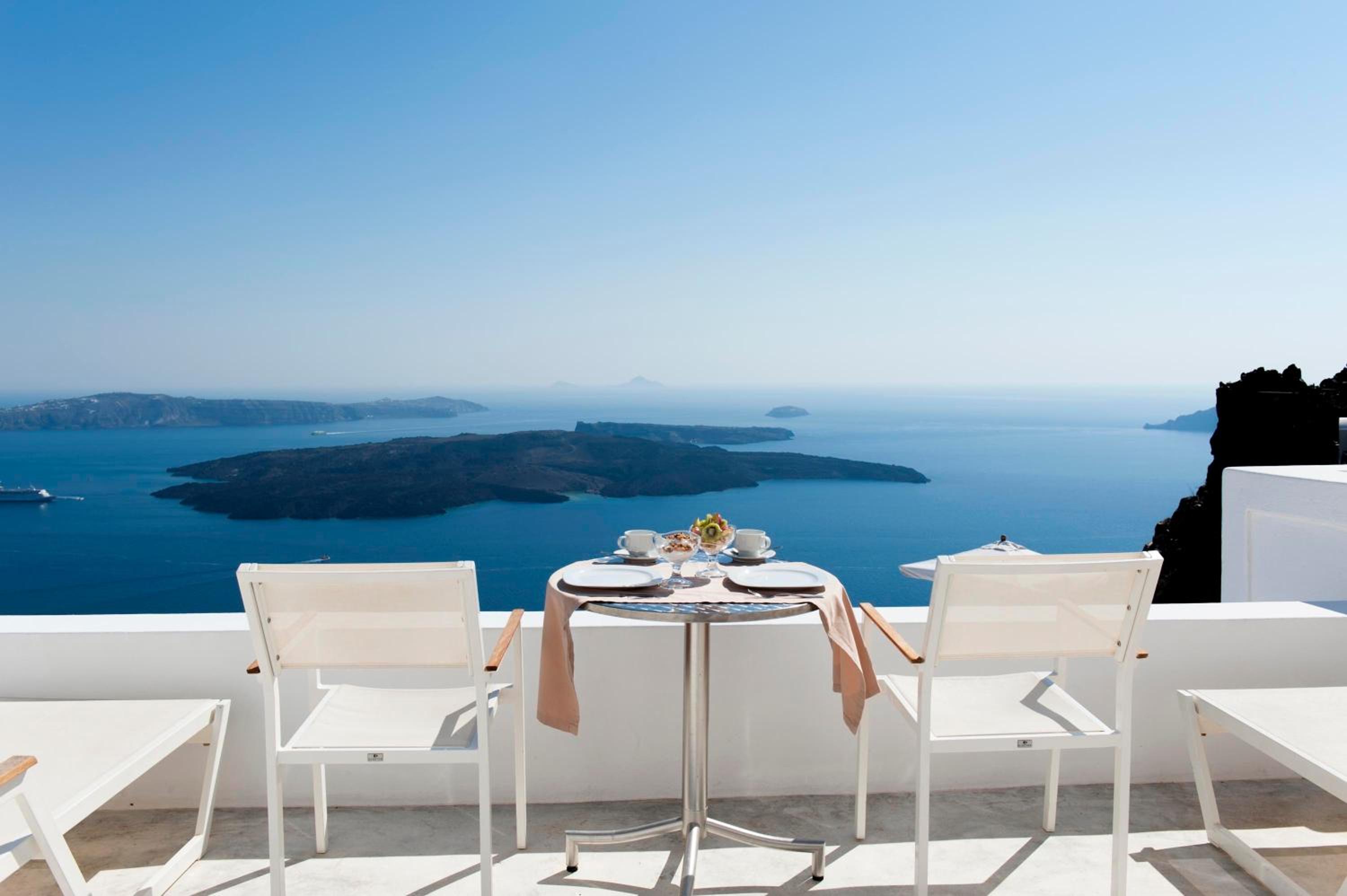 Superior Double room with Caldera and Volcano view photo 2