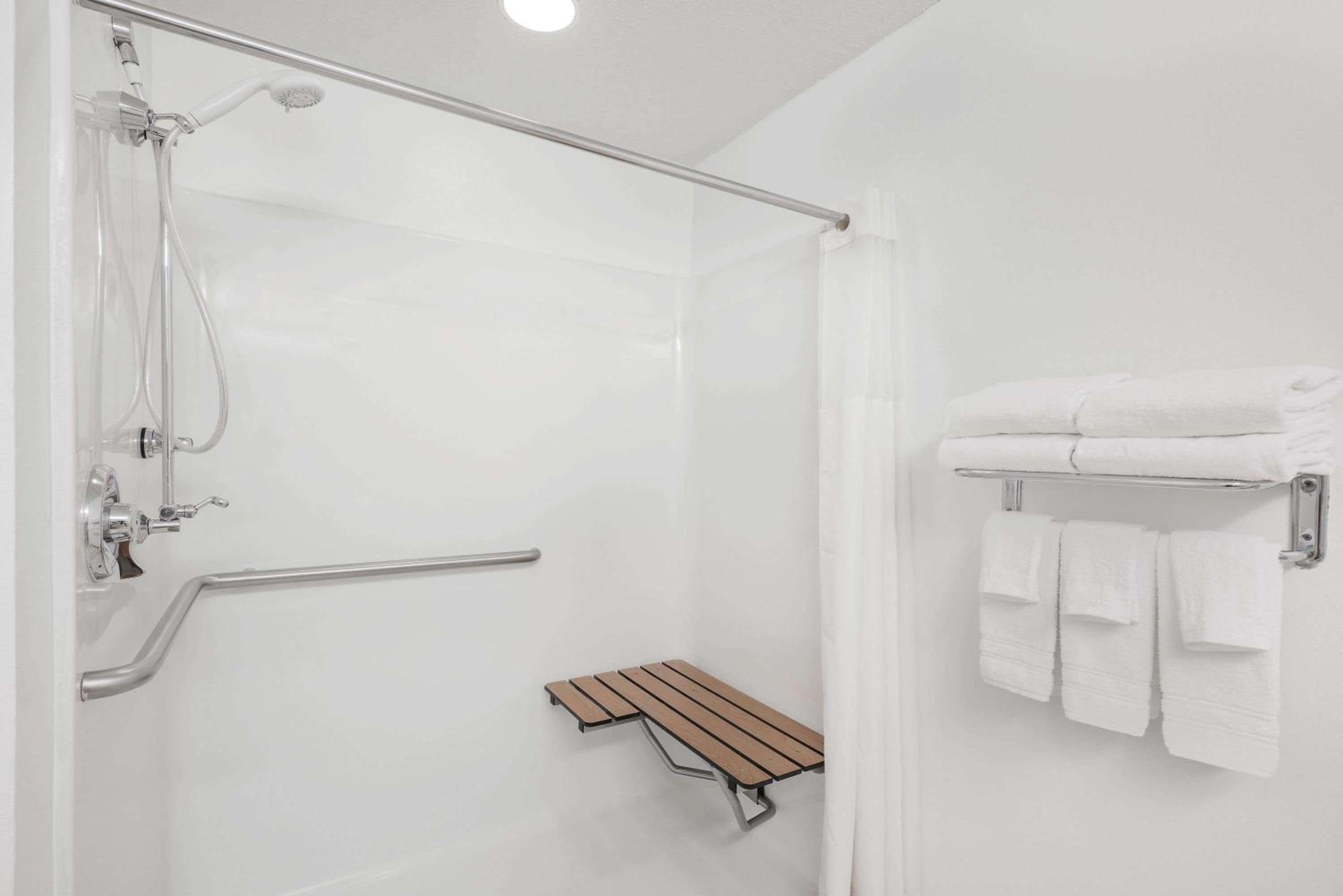 Queen Room with Two Queen Beds - Disability Access/Non-Smoking - Photo 1
