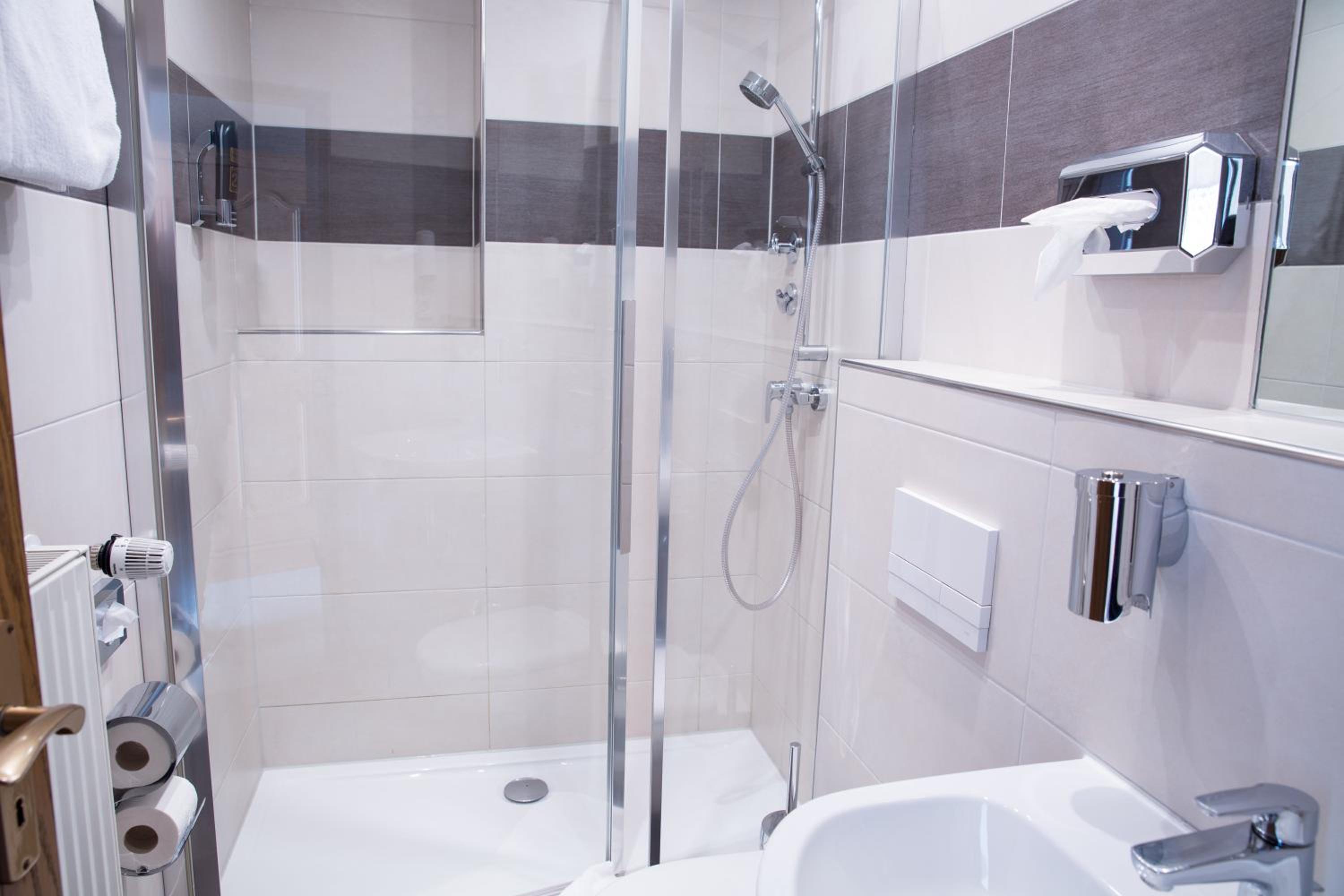 Double Room - Photo 19