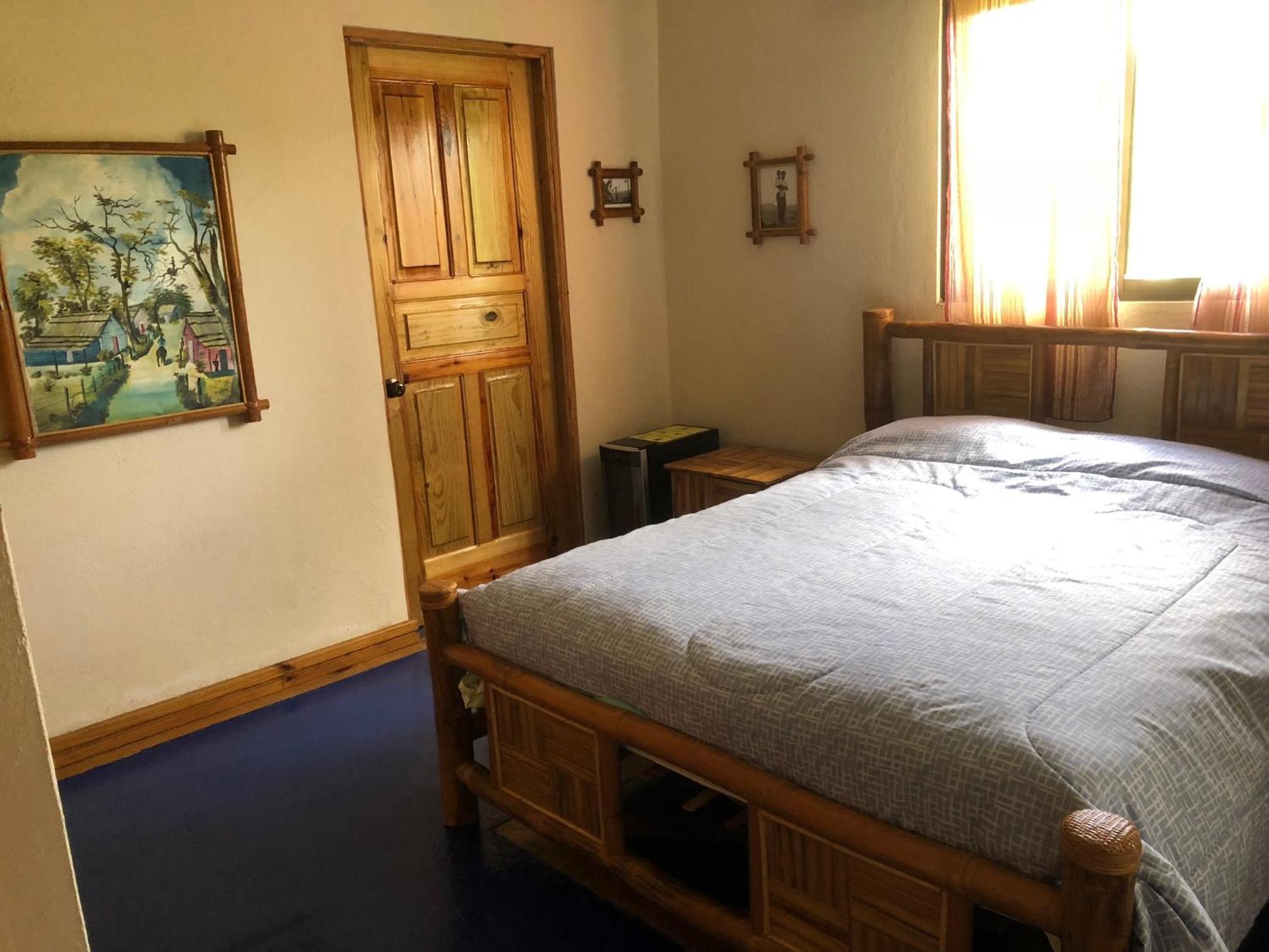 Queen Room with Garden View photo 3
