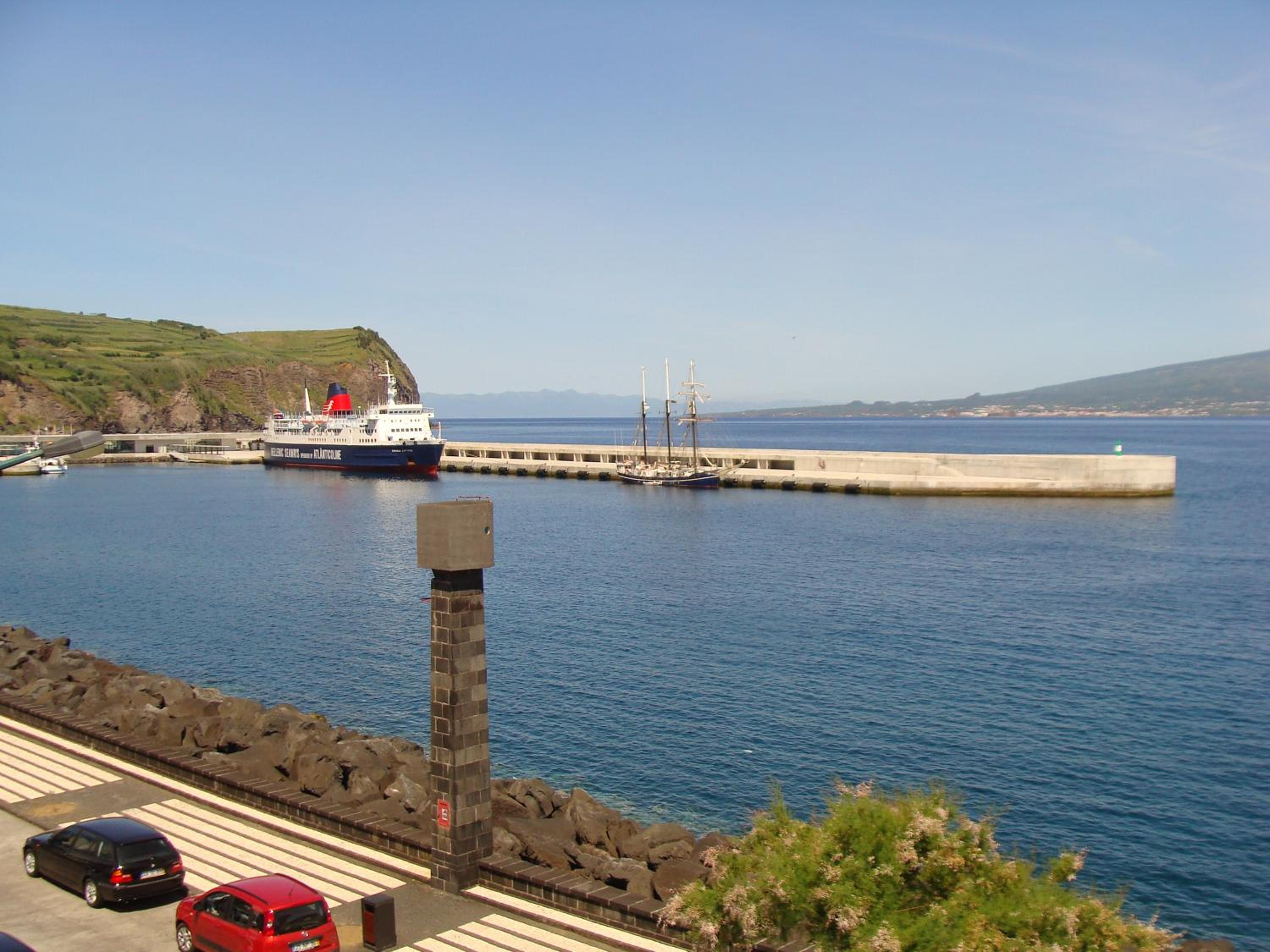 Apartment with Sea View - Photo 34
