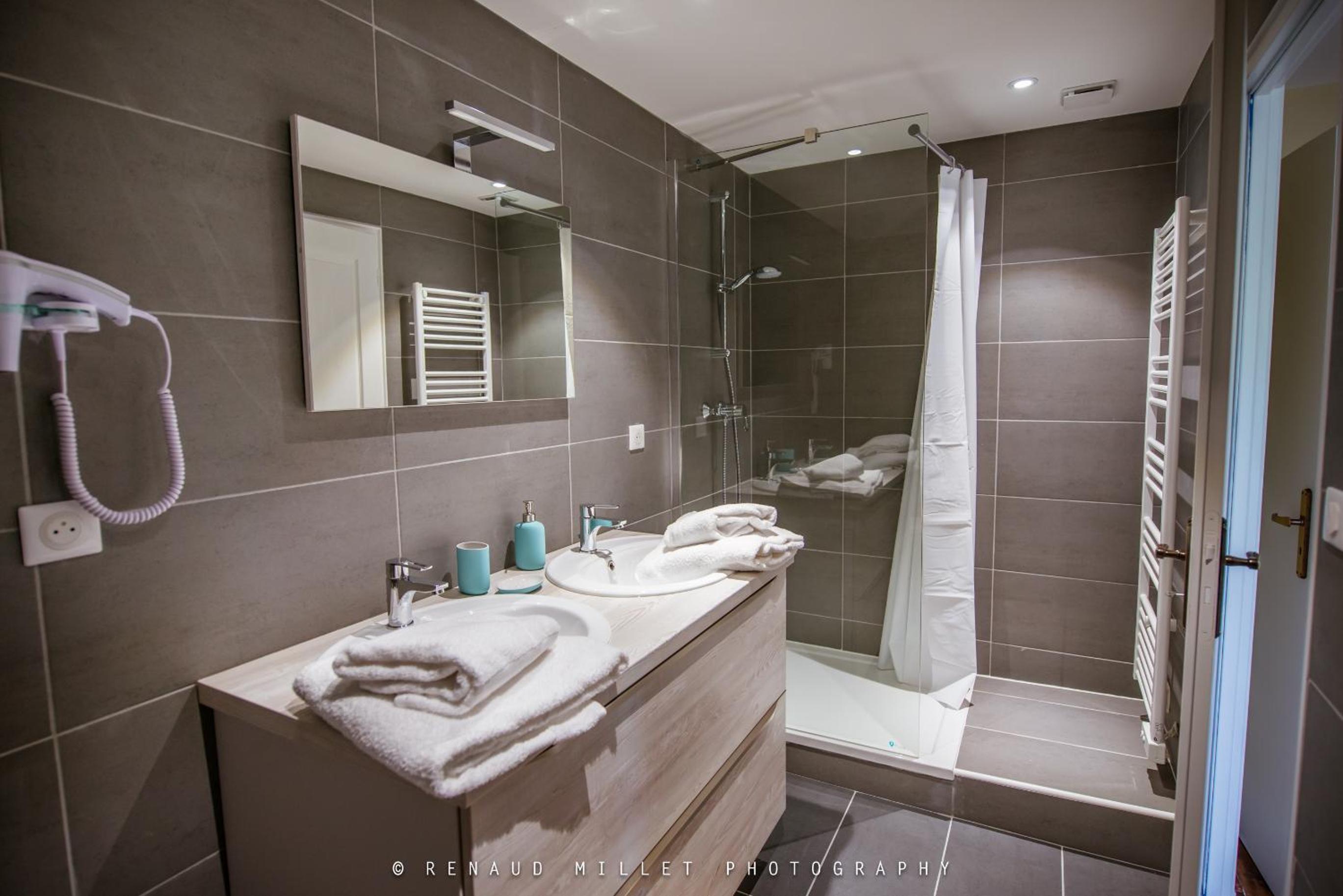 Two-Bedroom Suite photo 1