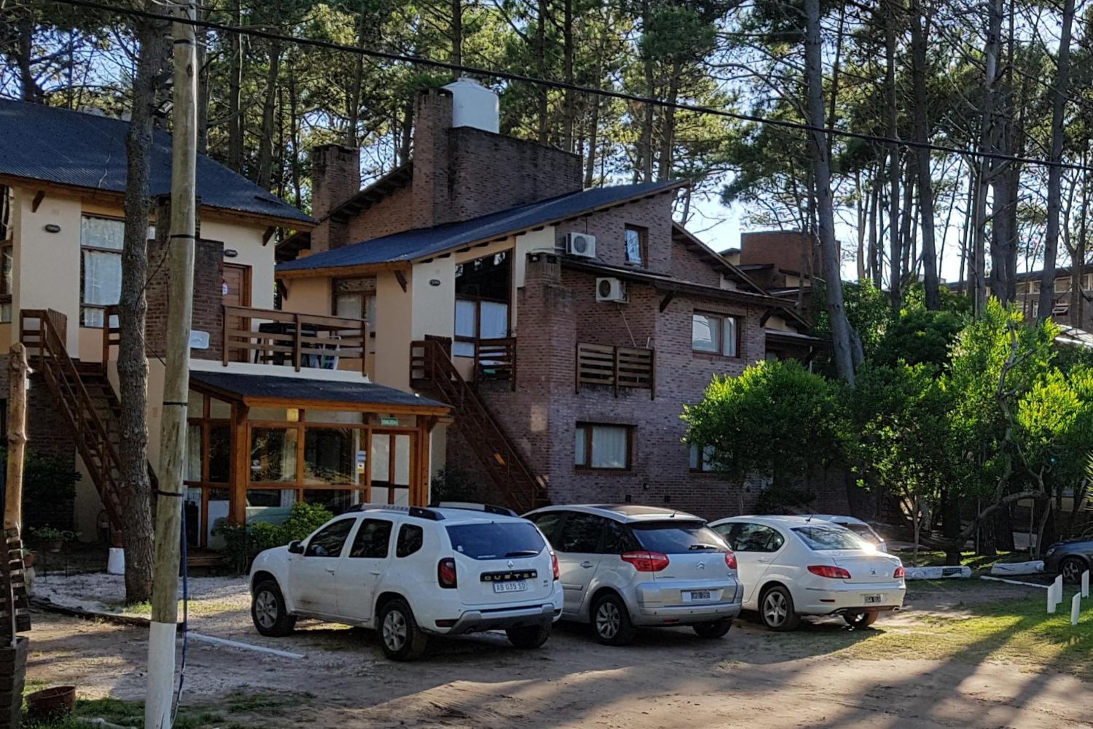 Apartment - Split Level photo 3