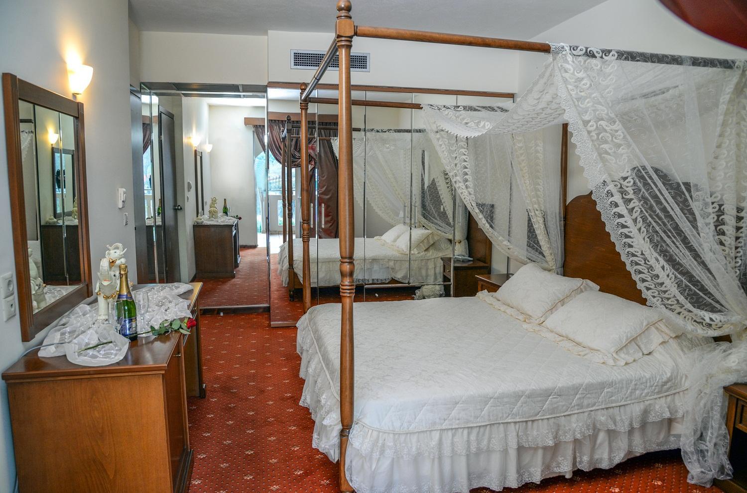 Queen Suite photo 1