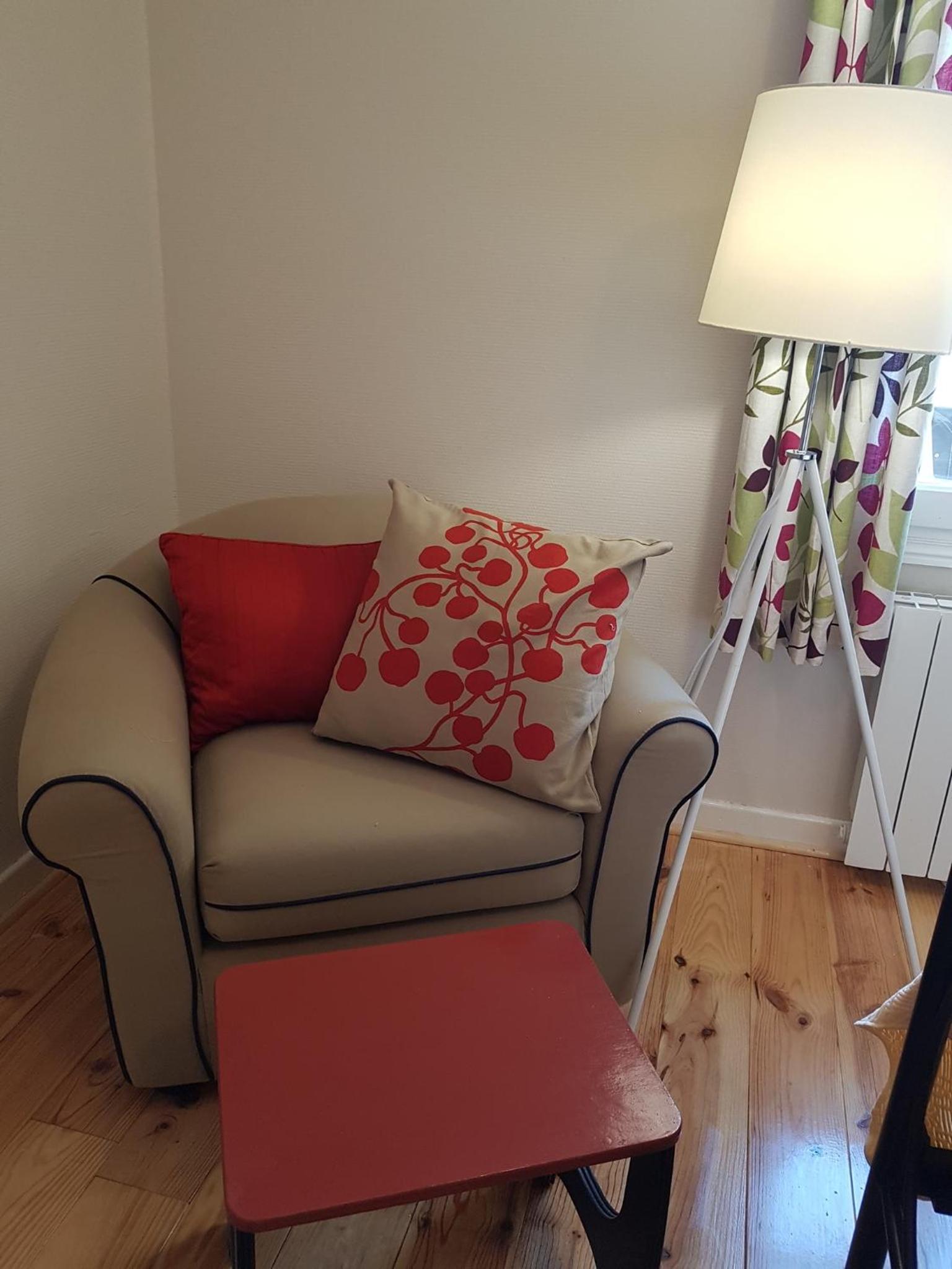 Double Room with Private Bathroom - Photo 15