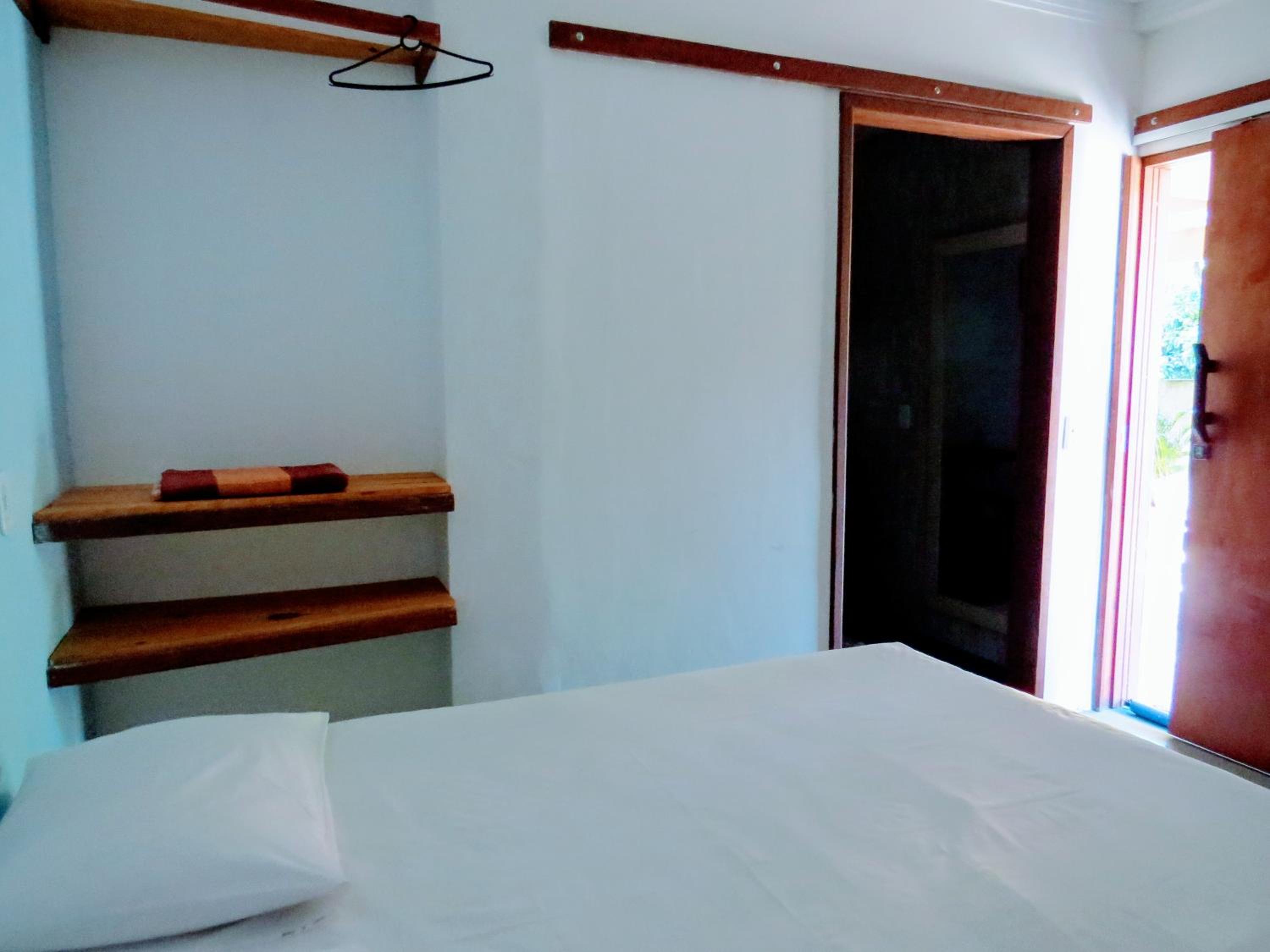 Queen Room - Disability Access photo 1