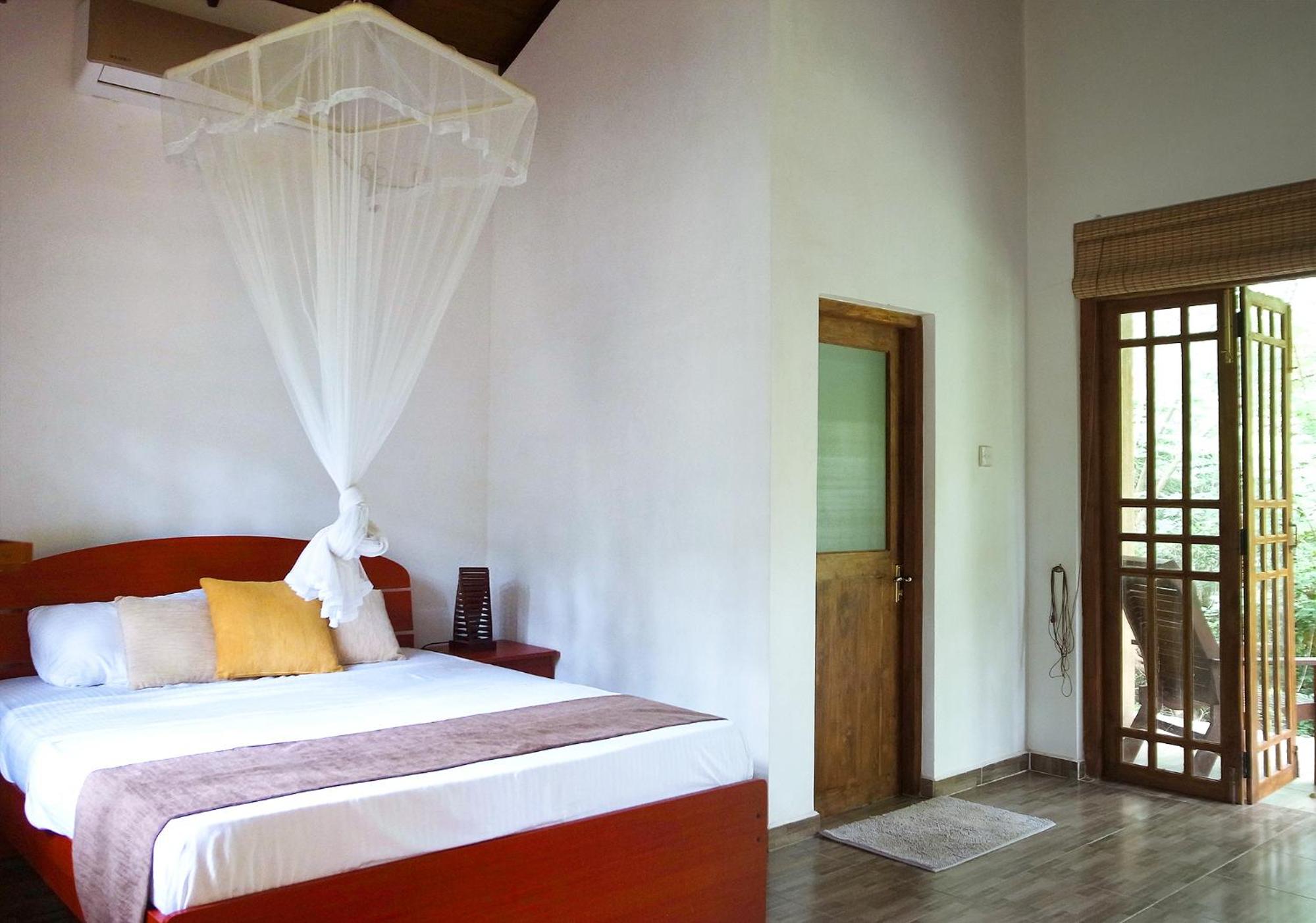 Deluxe Double Room photo 3