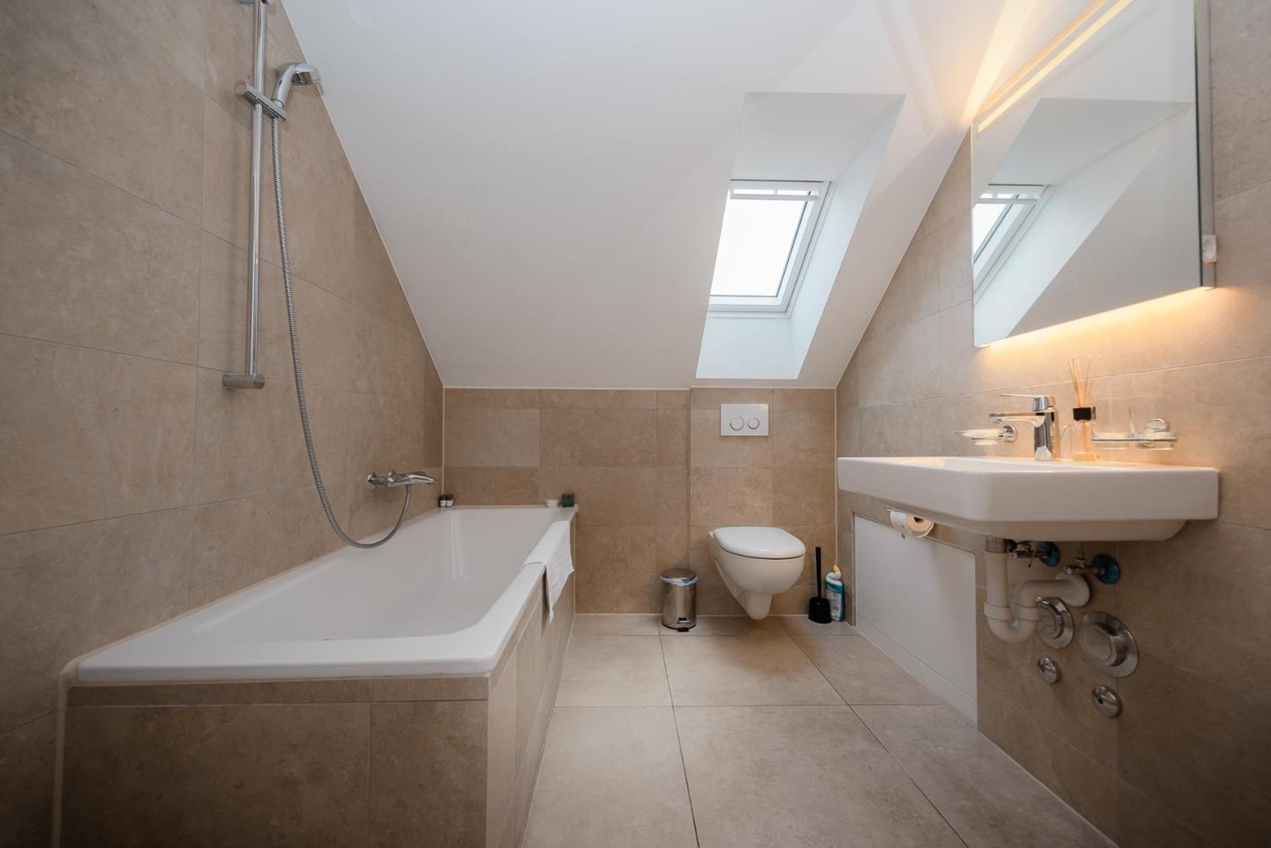 Superior Apartment - Photo 14