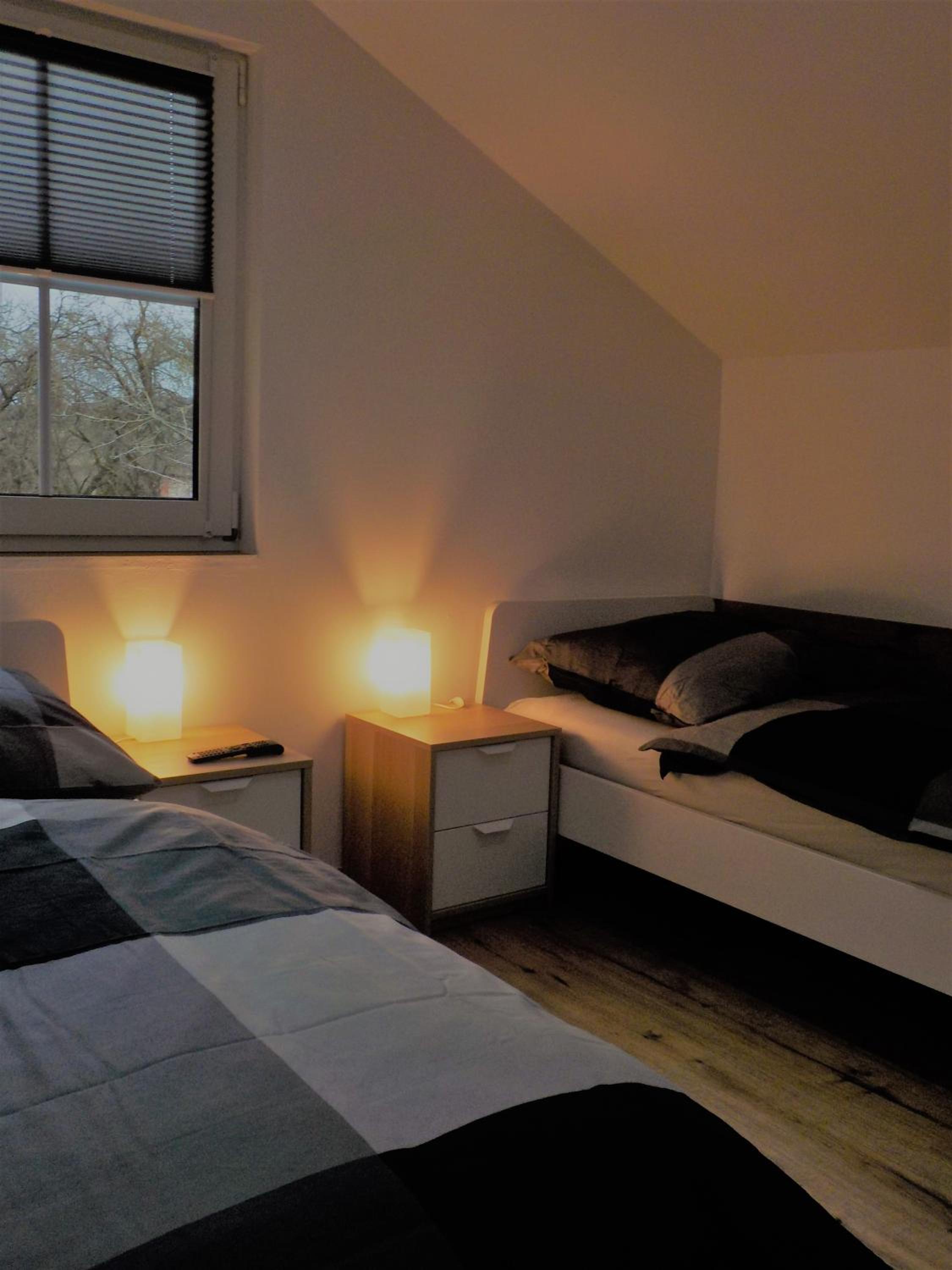 Twin Room with Private Bathroom photo 2