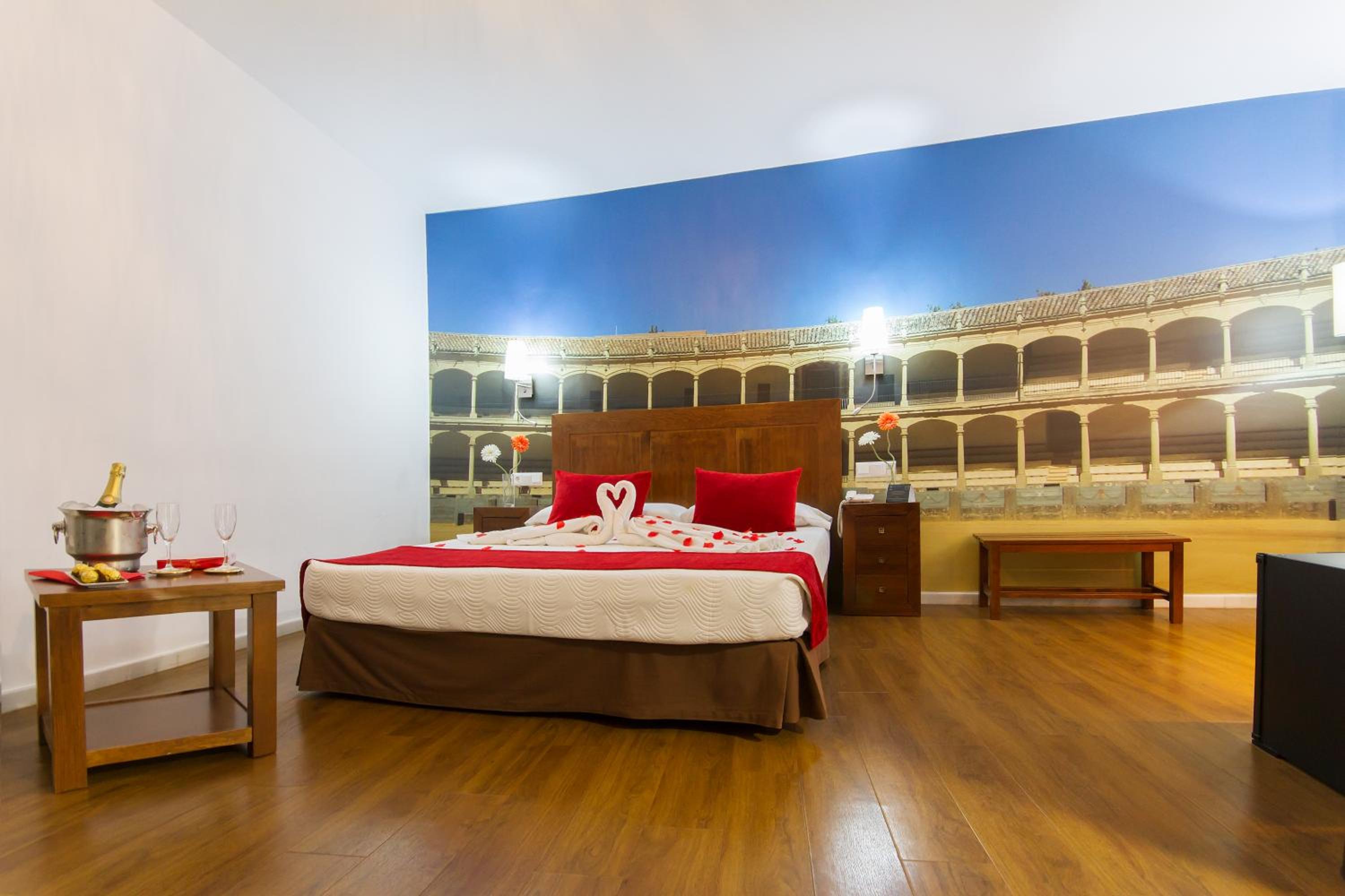 Deluxe Double Room photo 3