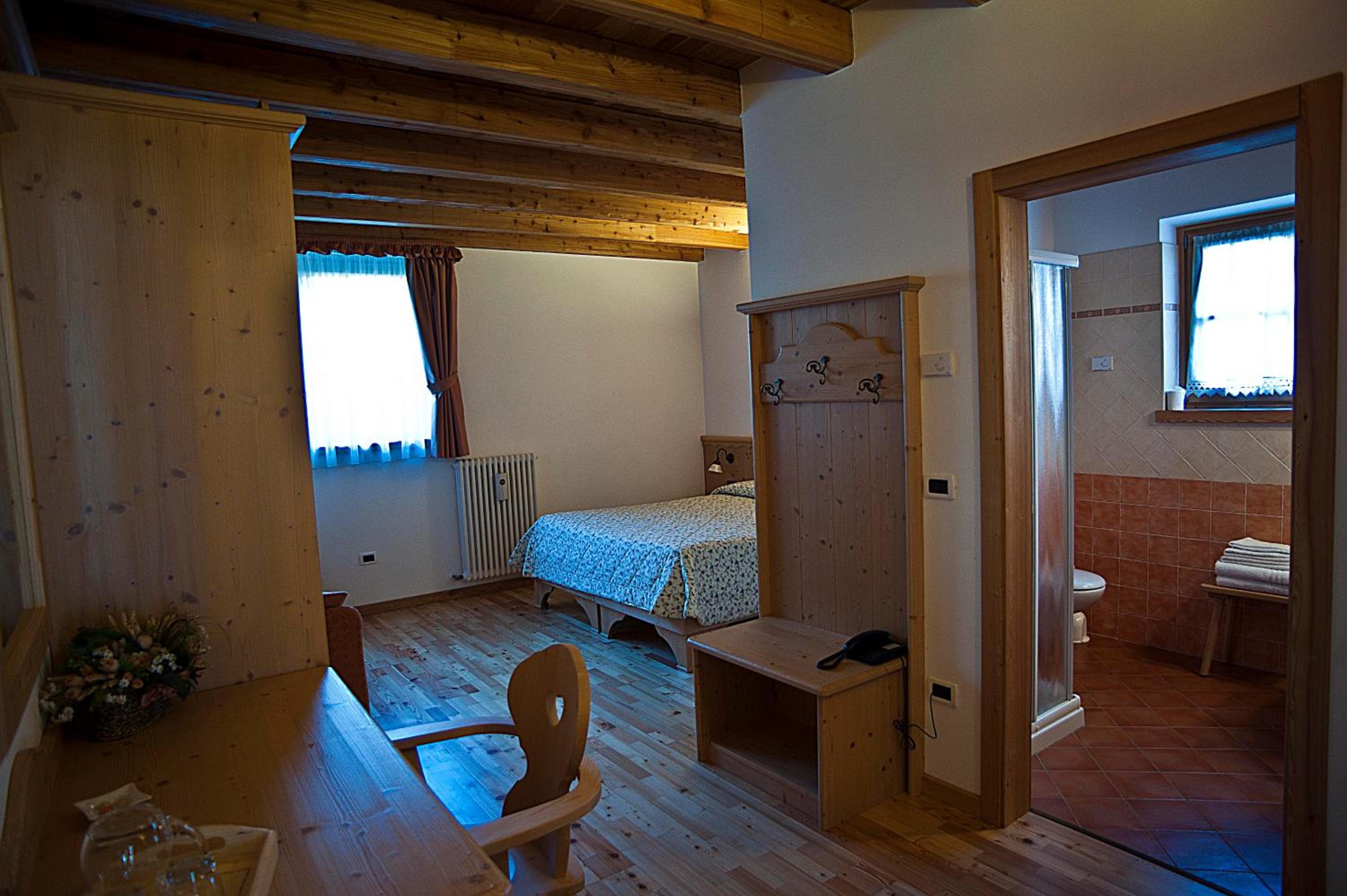 Triple Room with Private Bathroom - Photo 1