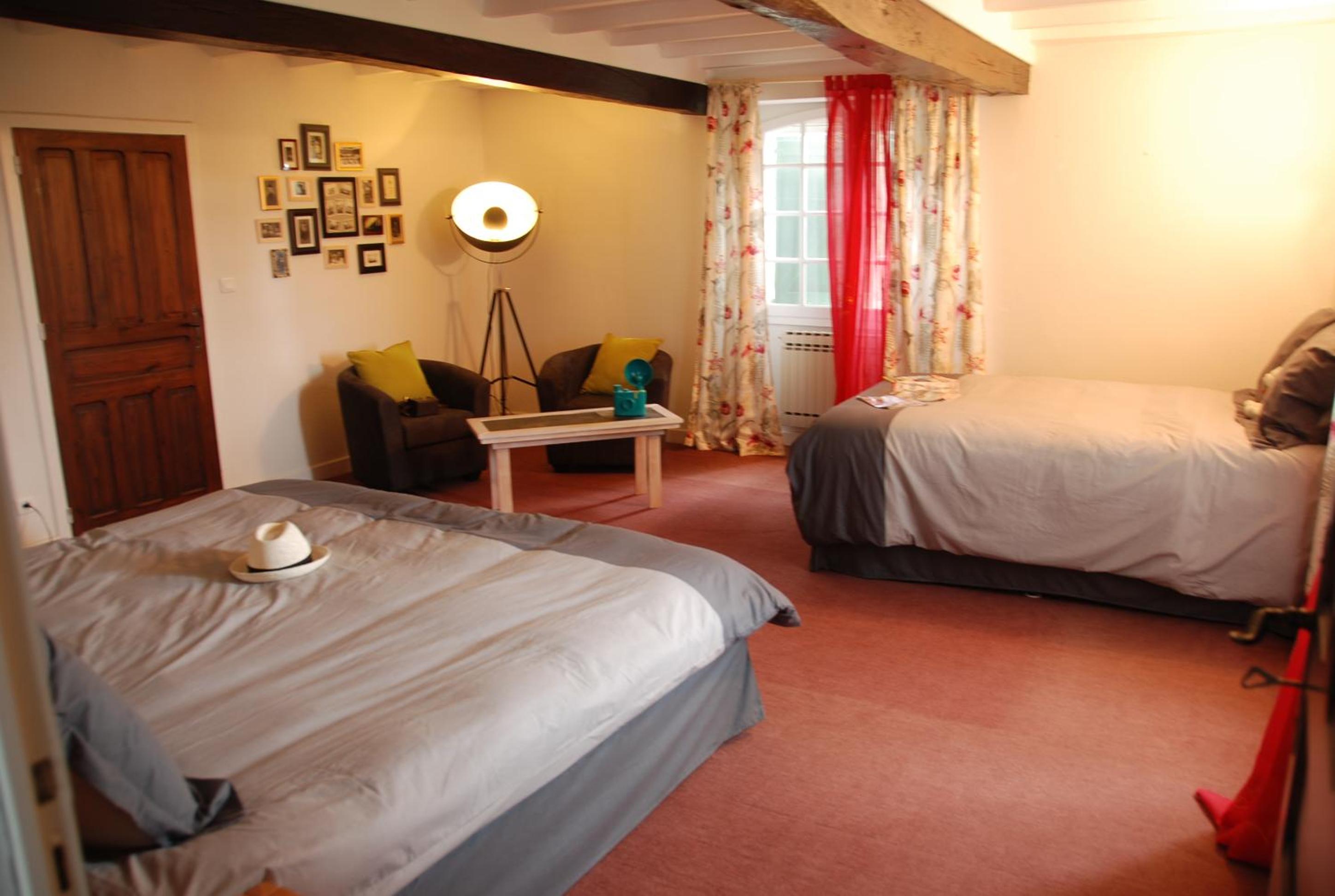 Superior Quadruple Room - Photo 2