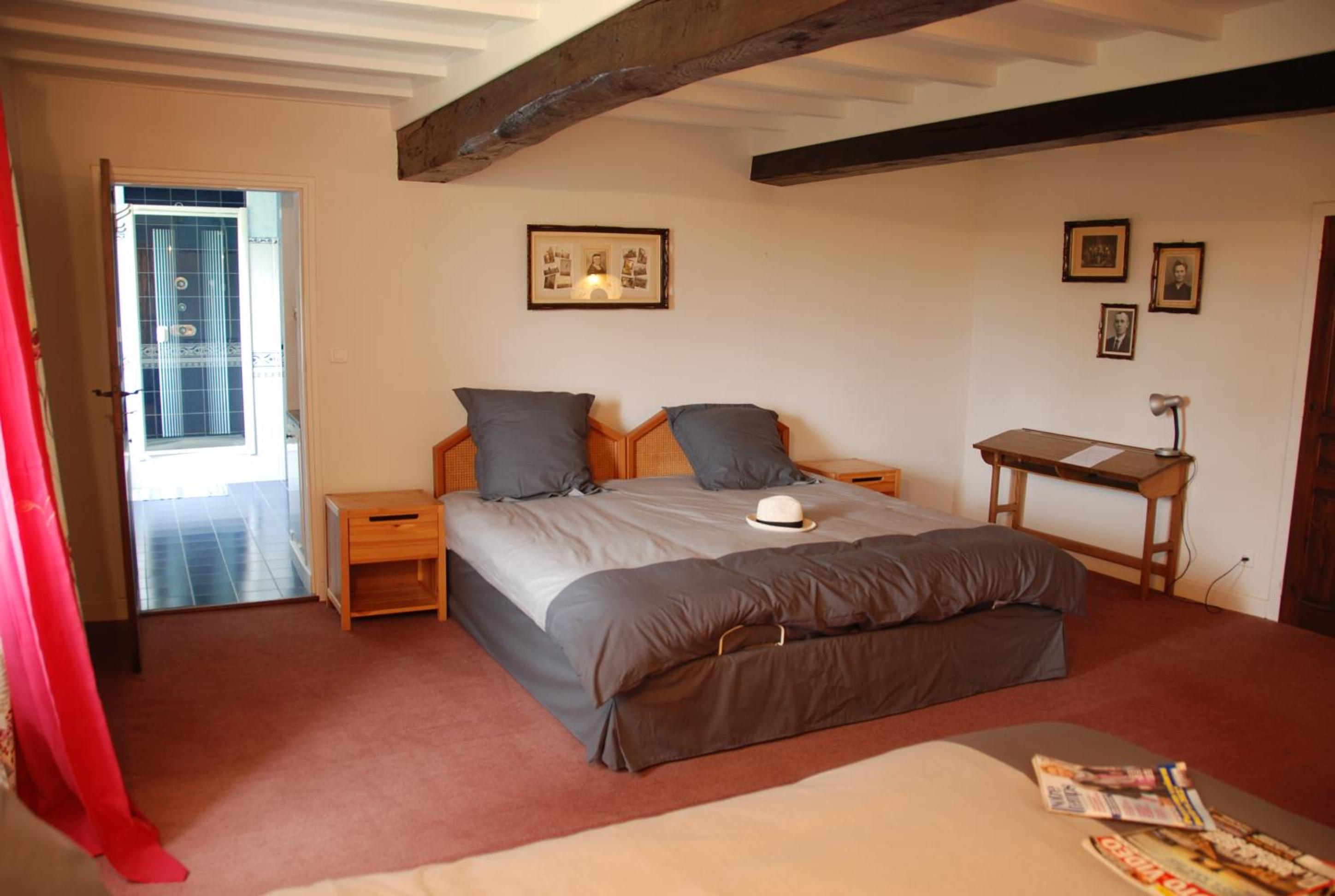 Superior Quadruple Room - Photo 3