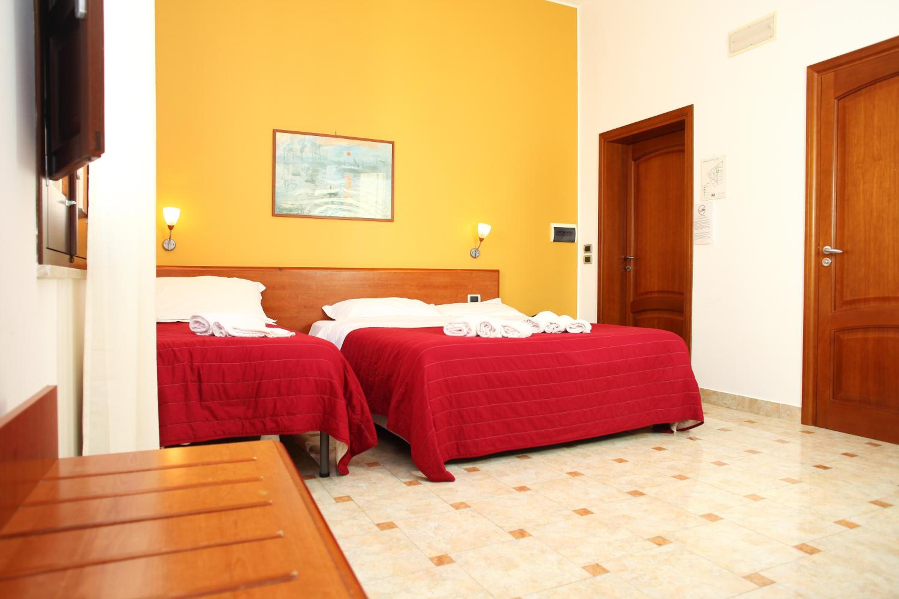 Triple Room photo 3