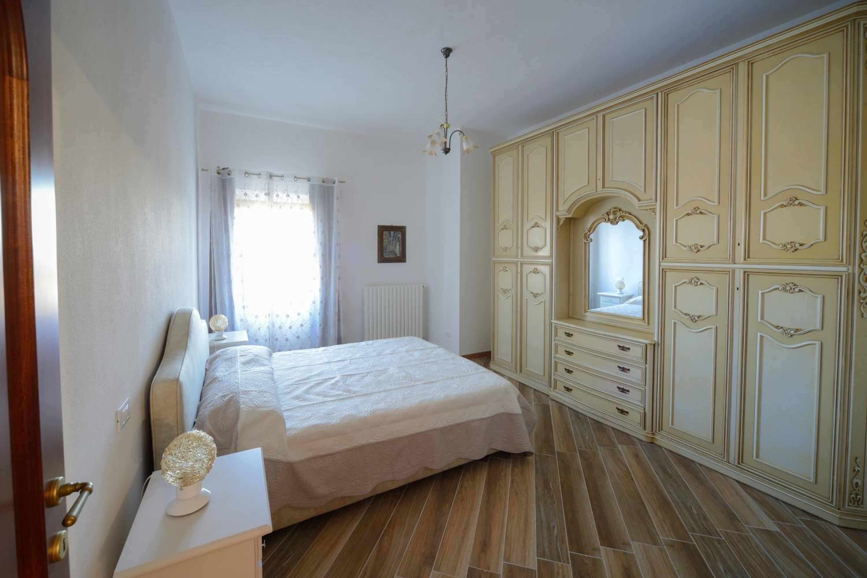 Four-Bedroom House photo 1