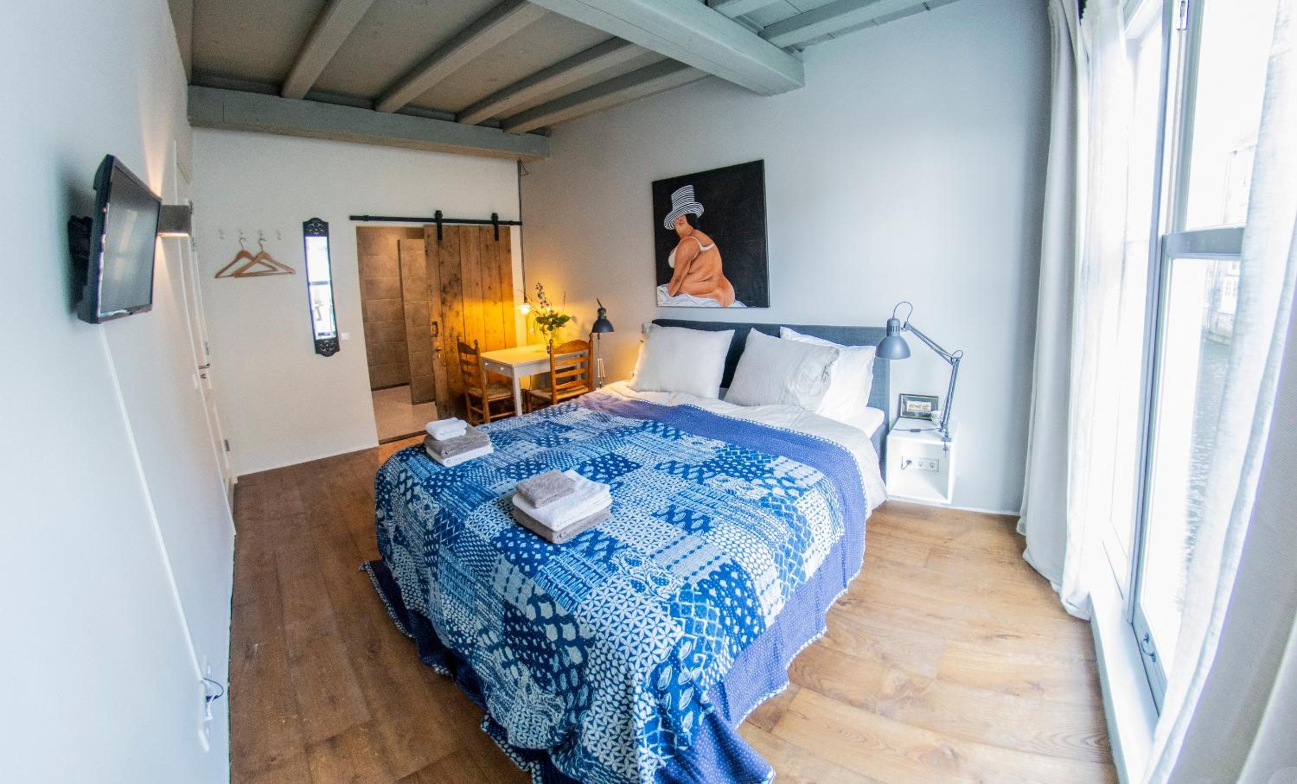 Double Room with Private Bathroom photo 2