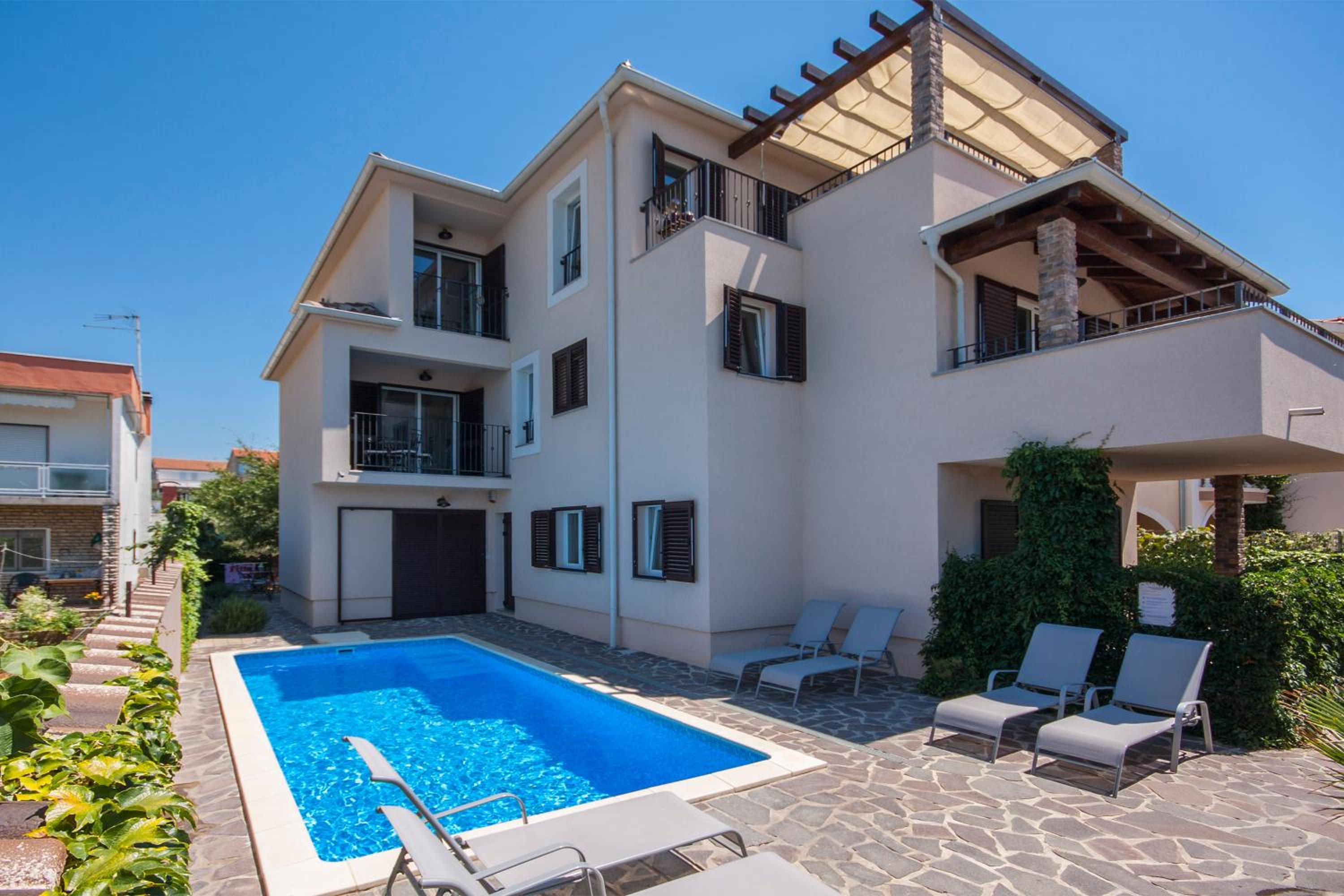 Apartment with Pool View - Zizula photo 3