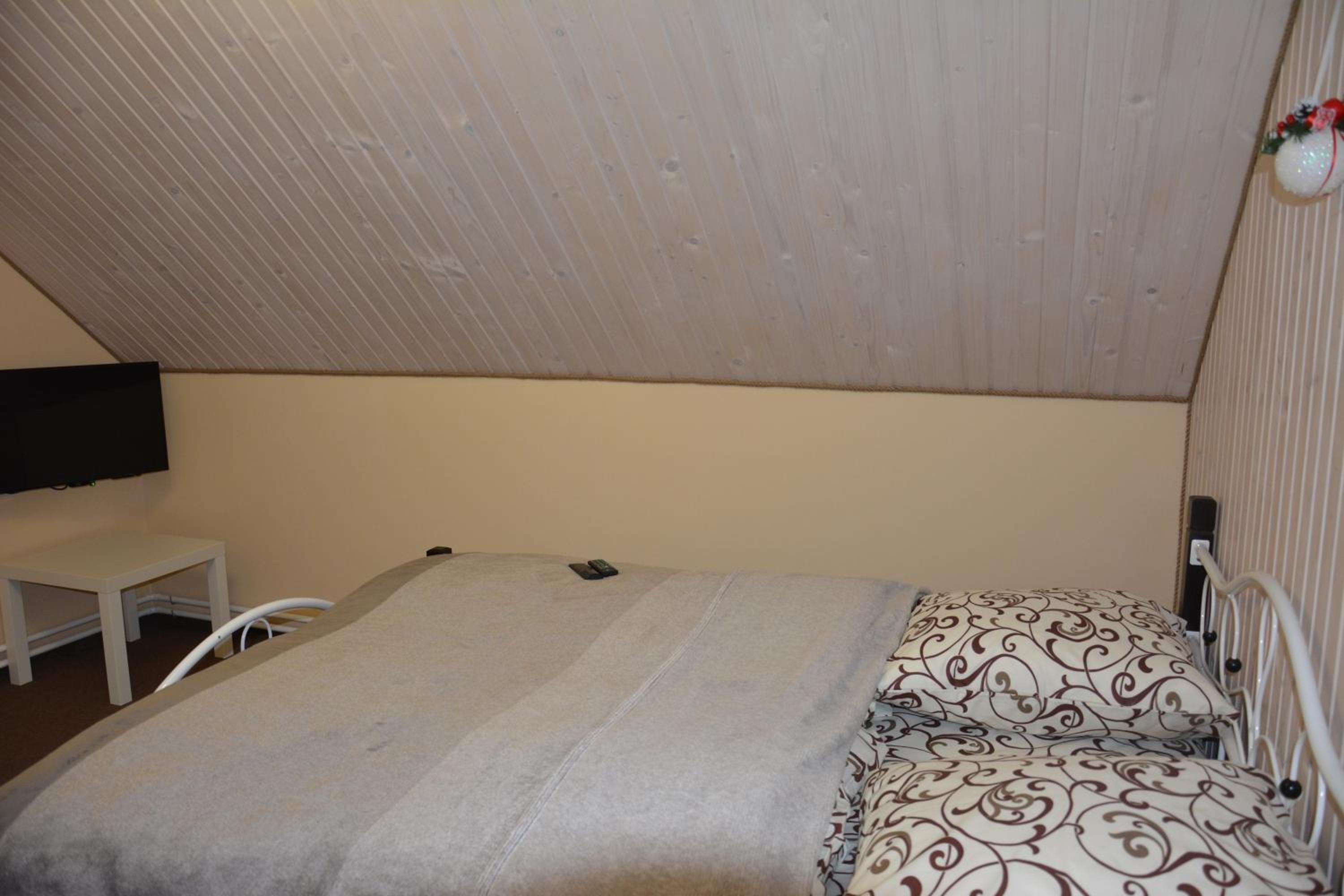 Economy Double Room photo 3