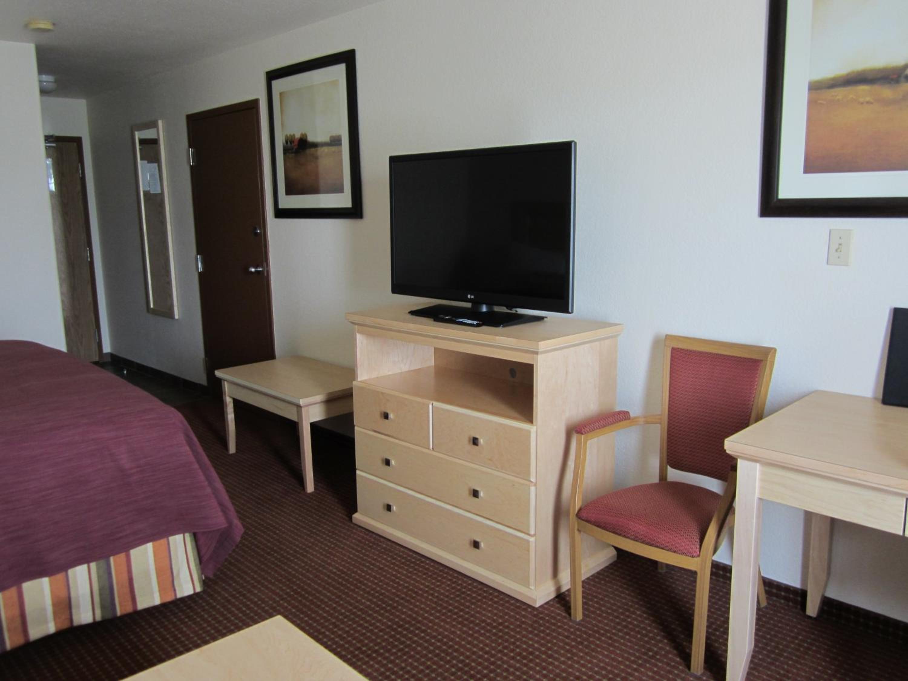 Deluxe Queen Studio with Two Queen Beds - Non-Smoking photo 1