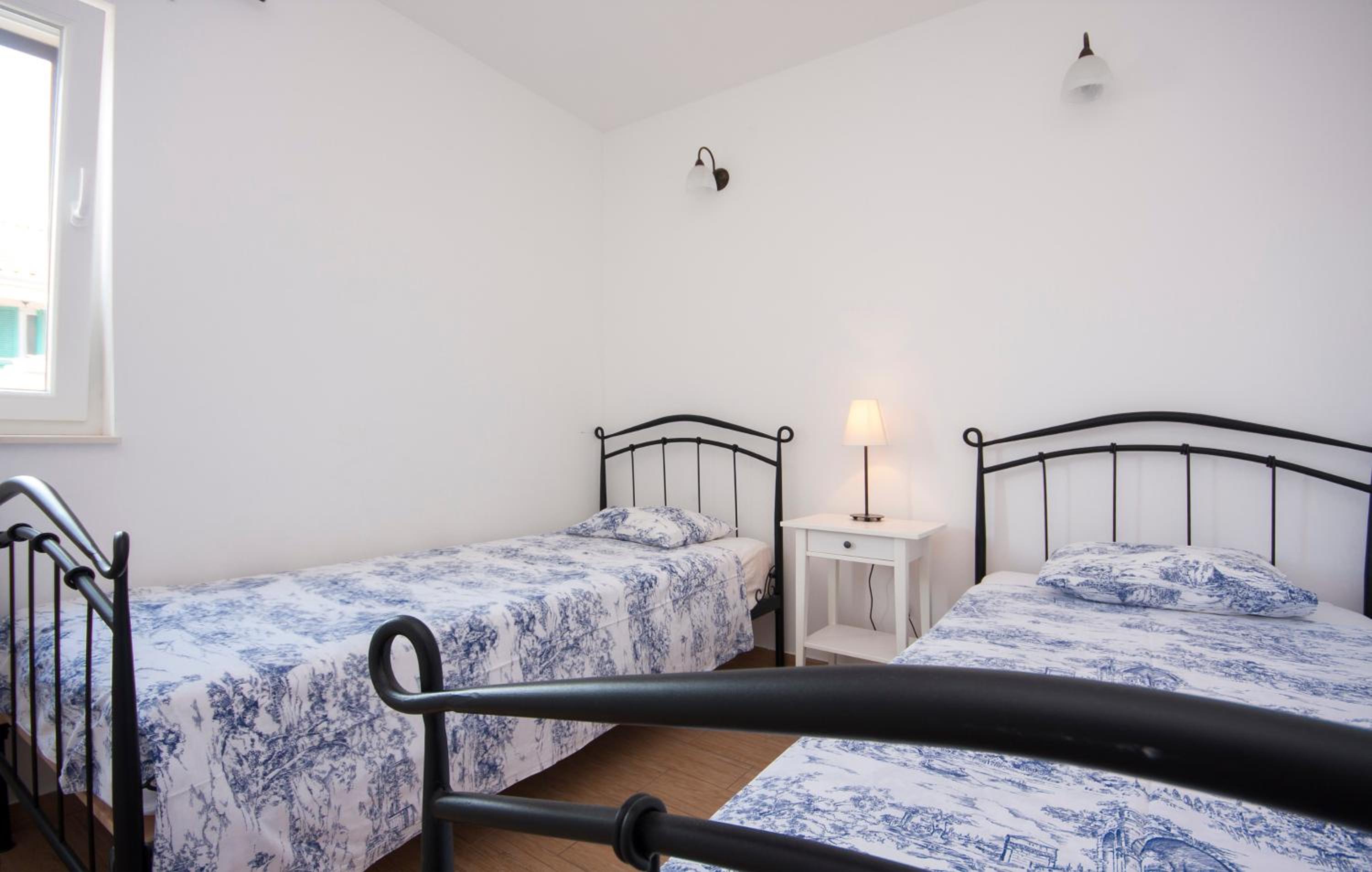 Apartment with Sea View - Bajama photo 3