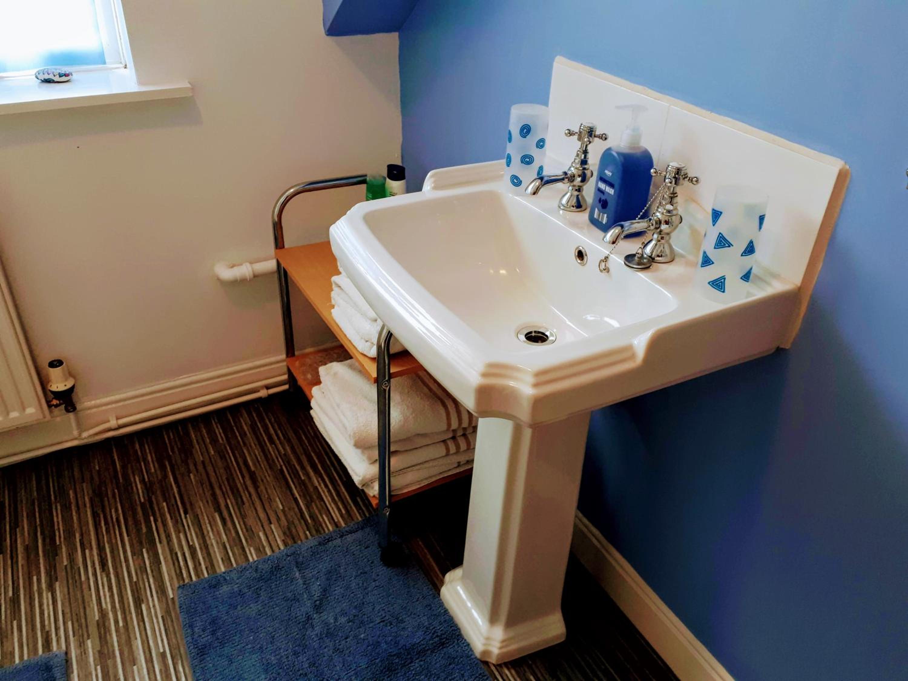 Family Room En-Suite photo 3