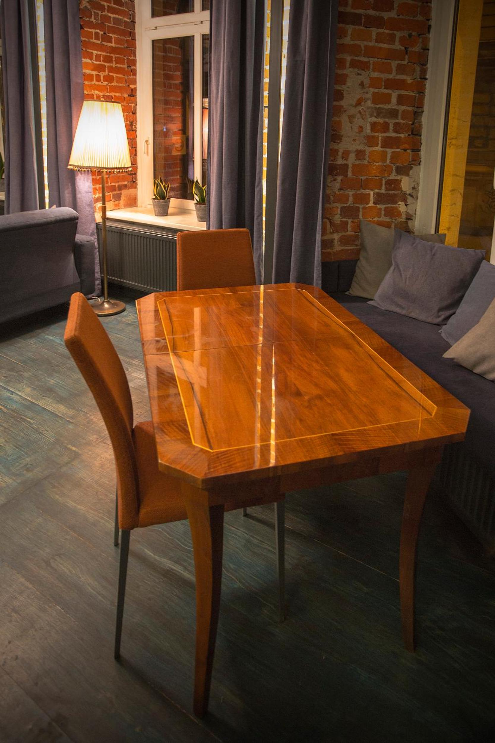 Deluxe Family Suite - Photo 11