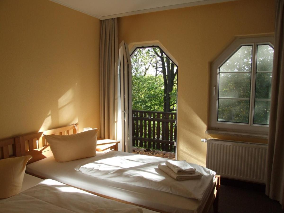 Family Room with Balcony photo 1