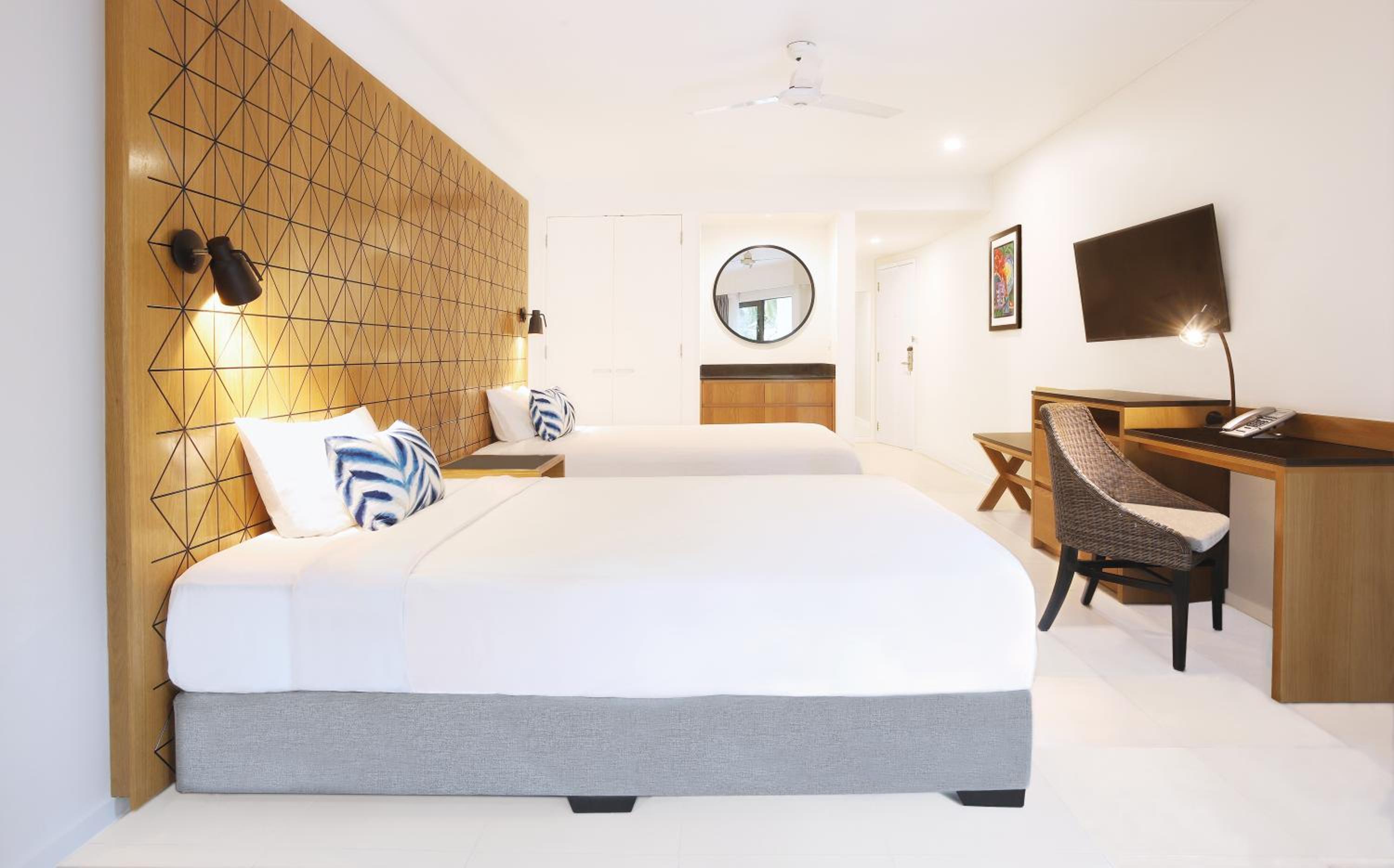 Deluxe Courtyard Twin Room photo 4