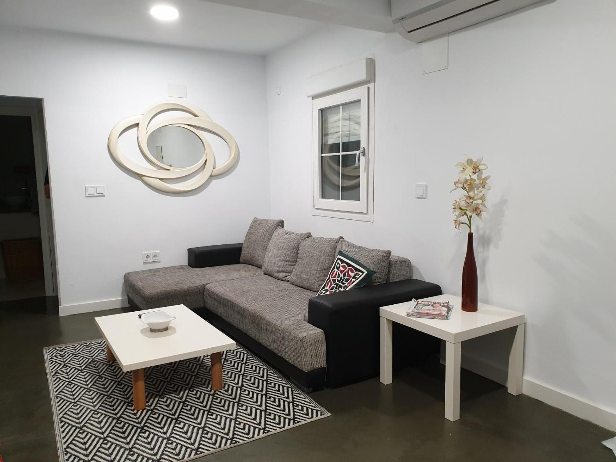 Two-Bedroom Apartment - Photo 9