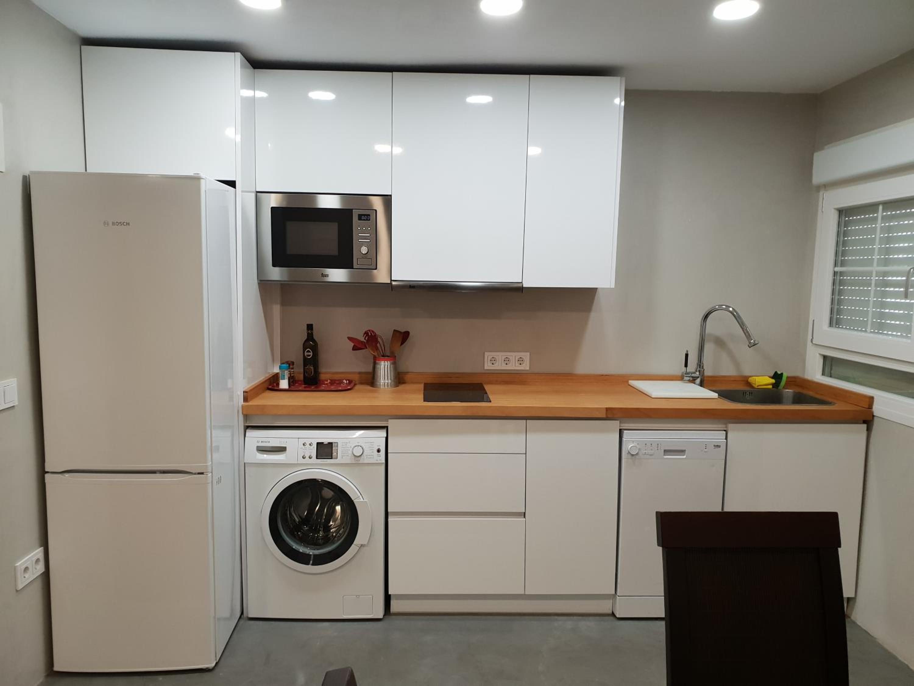 Two-Bedroom Apartment - Photo 4