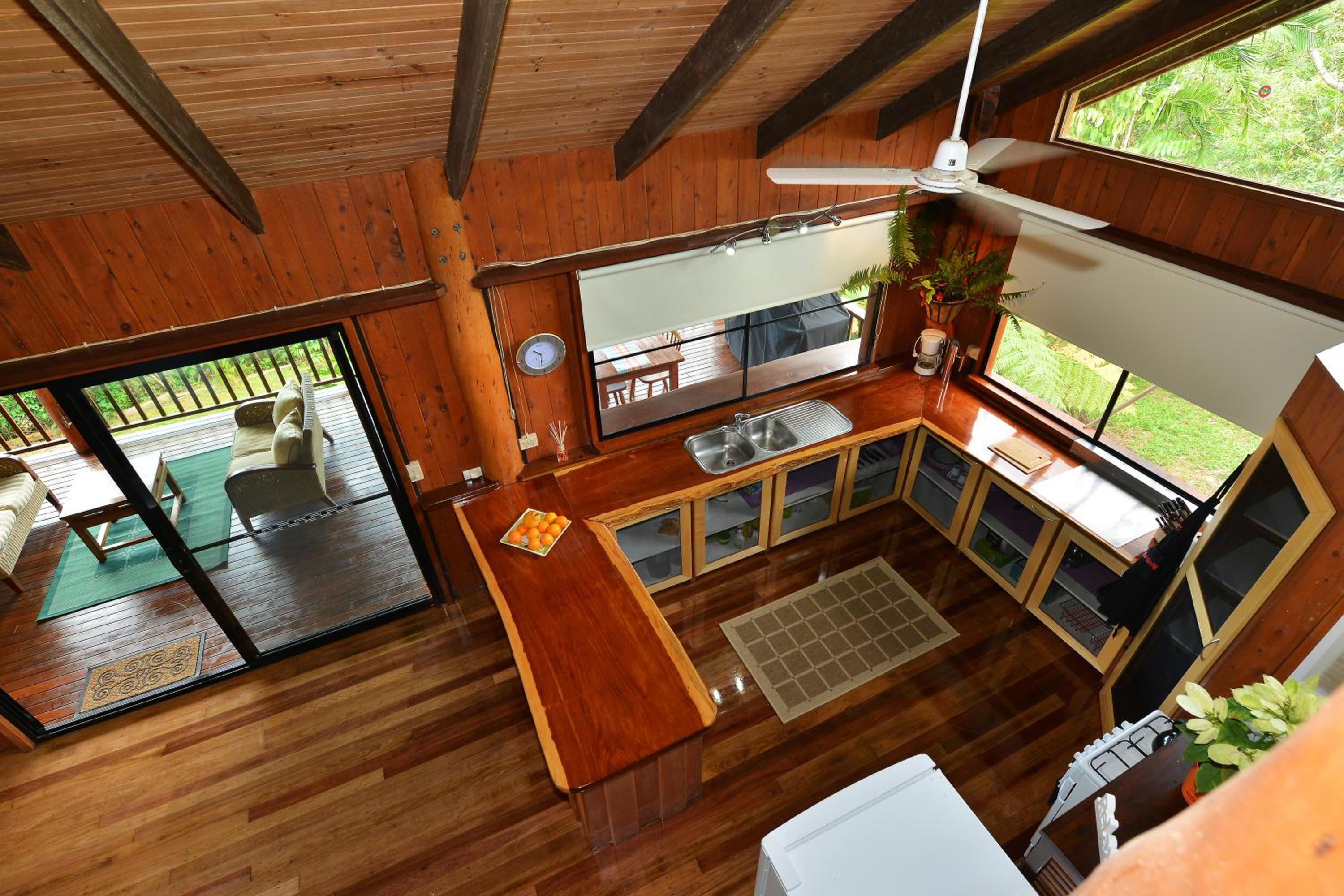 Two-Bedroom House photo 3
