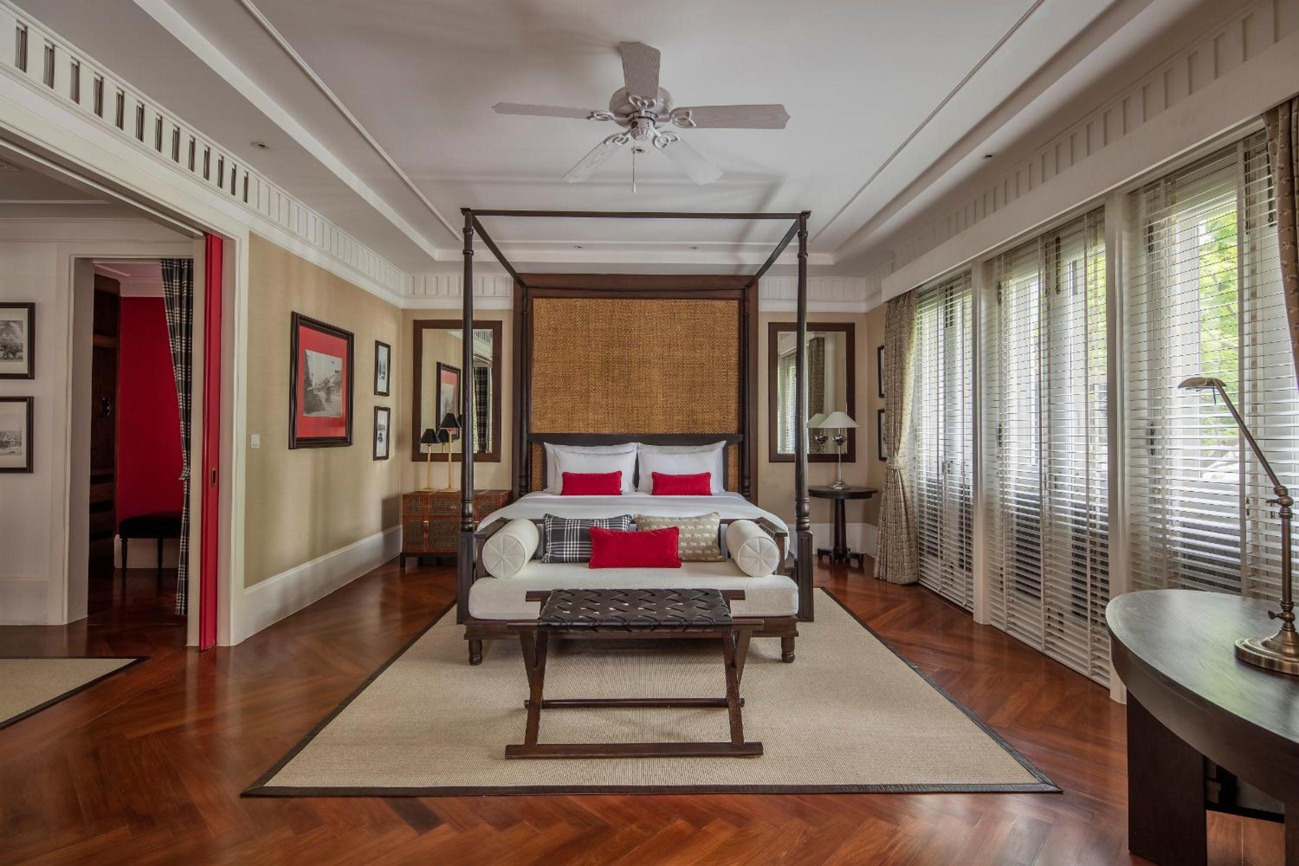 Louis Leonowens Pool Suite - Photo 7