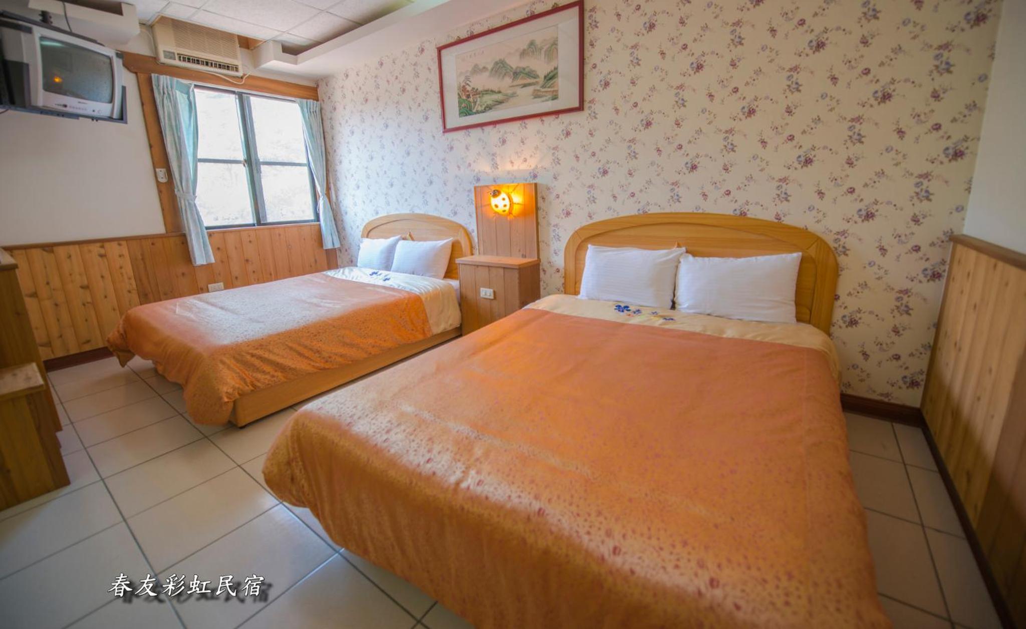 Economy Quadruple Room photo 2