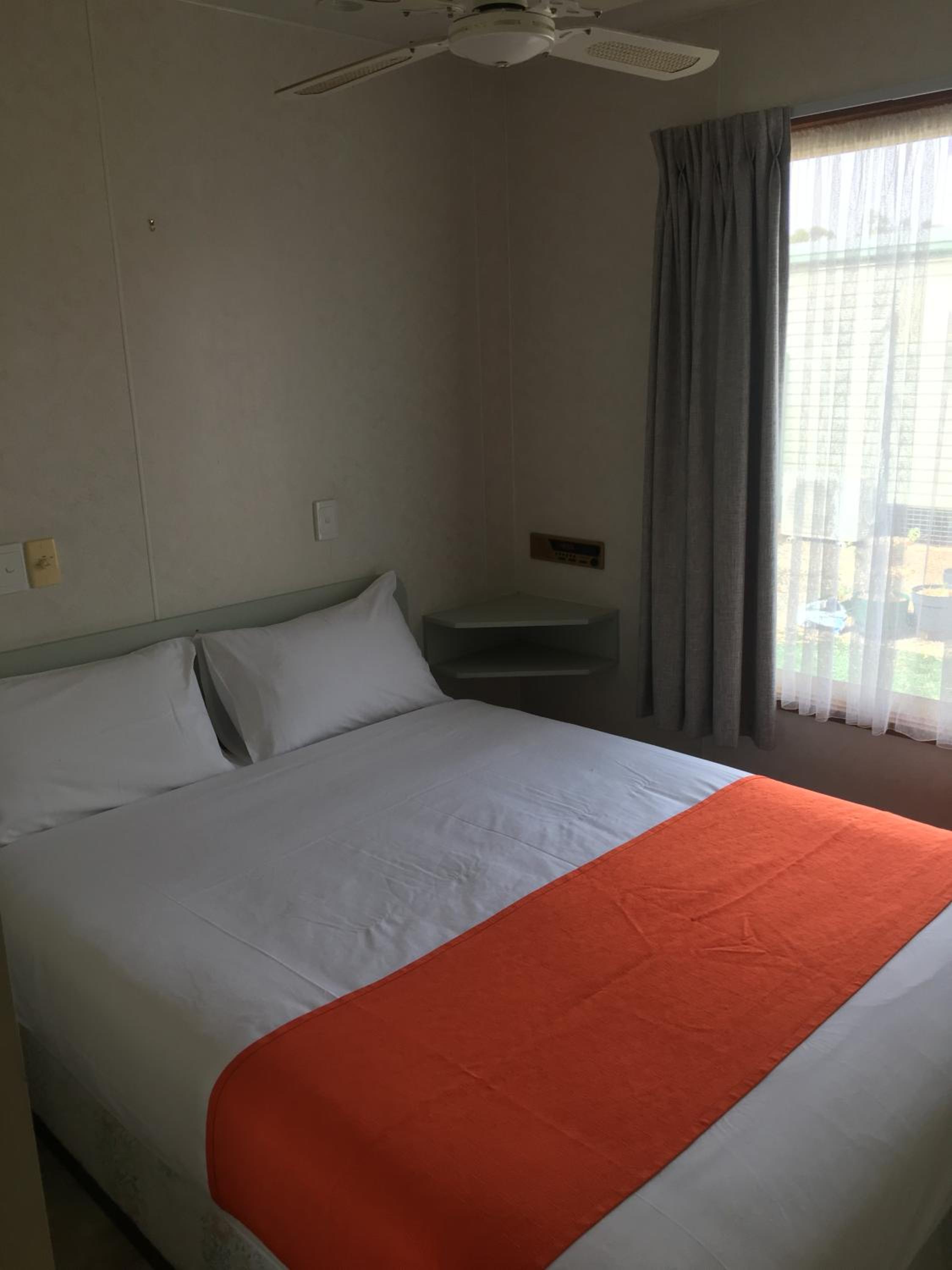 Deluxe Plus 2 Bedroom Cabin photo 1