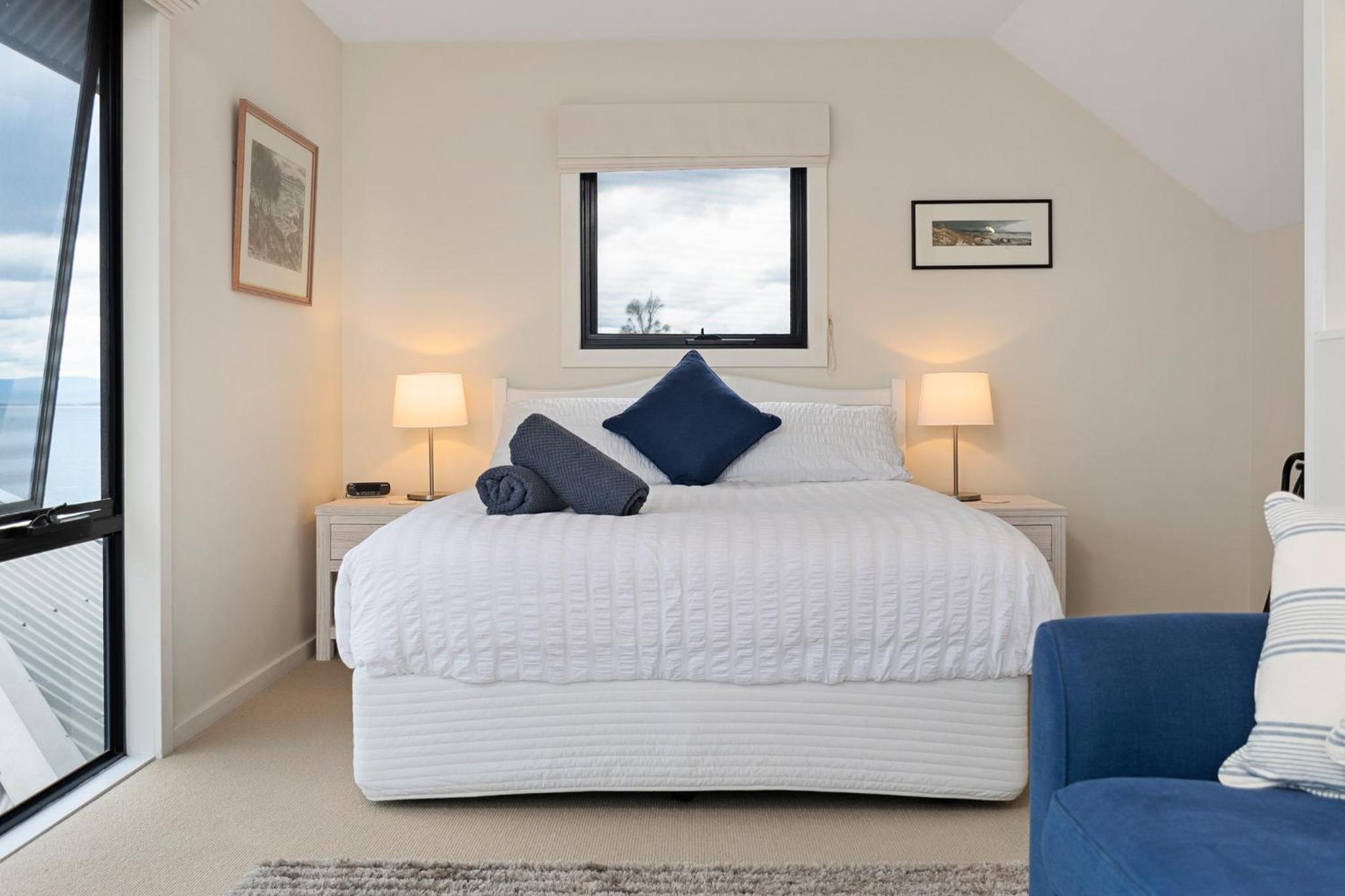 Two-Bedroom House photo 2