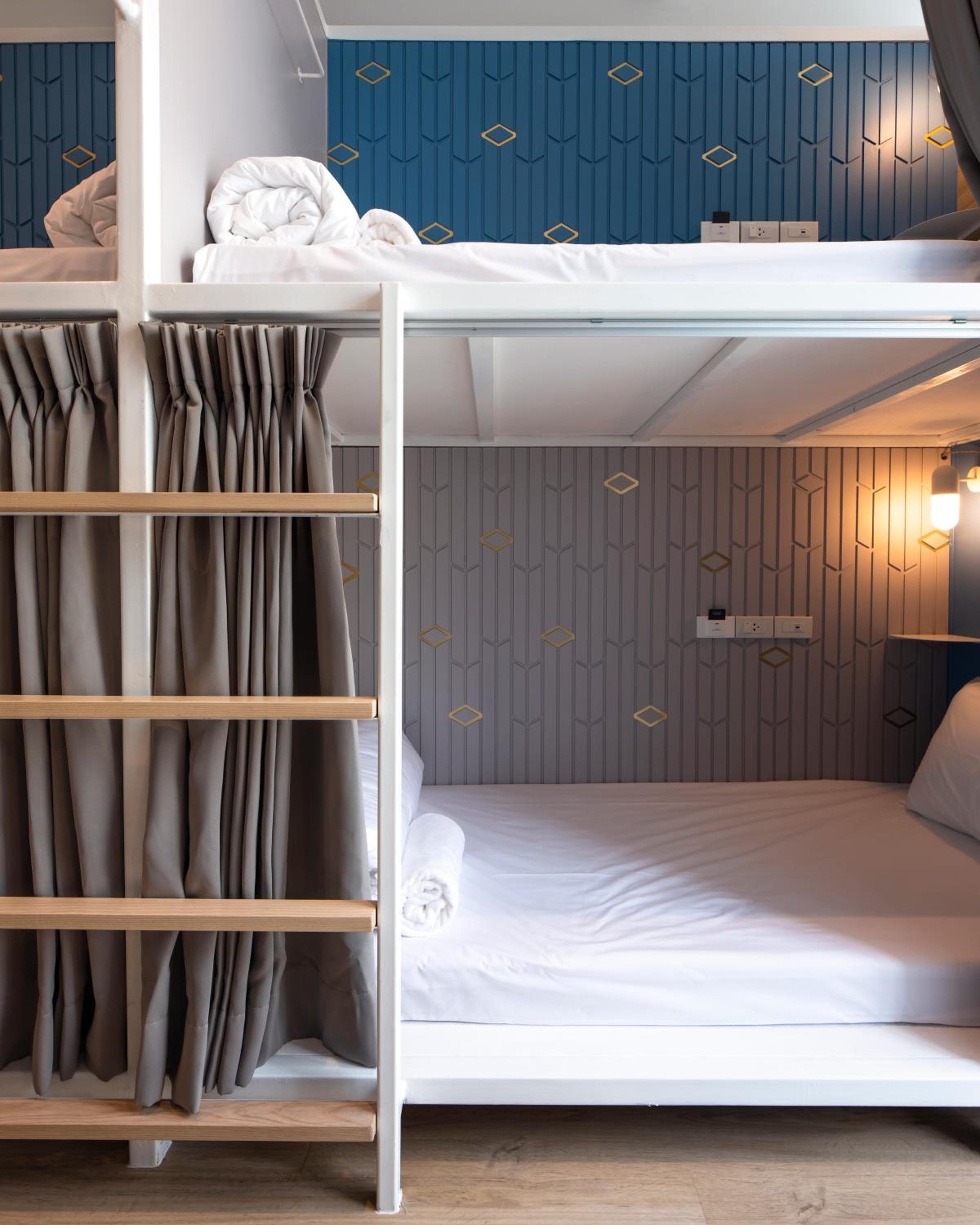 Bed in 8-Bed Mixed Dormitory Room photo 2