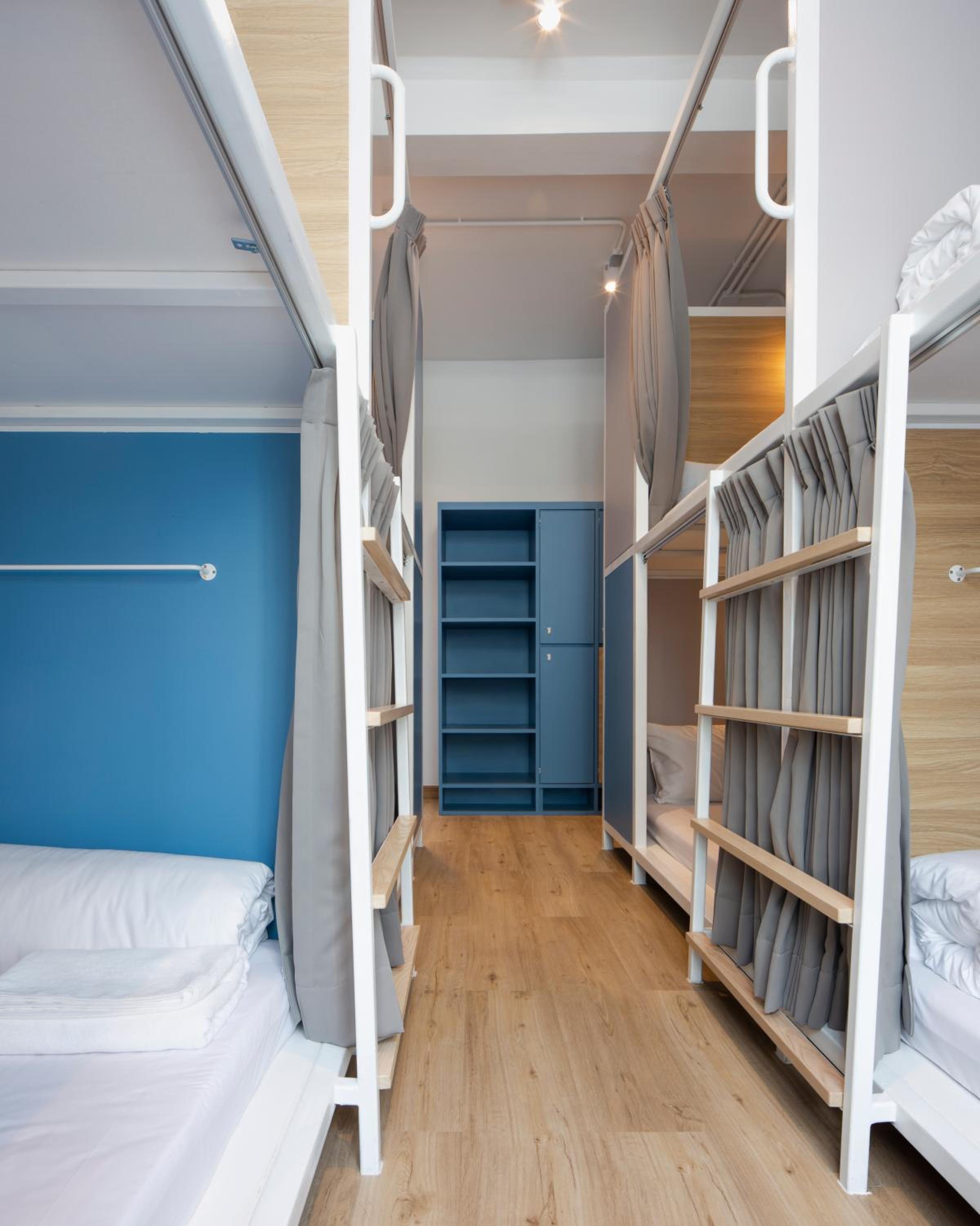 Bed in 8-Bed Mixed Dormitory Room photo 2