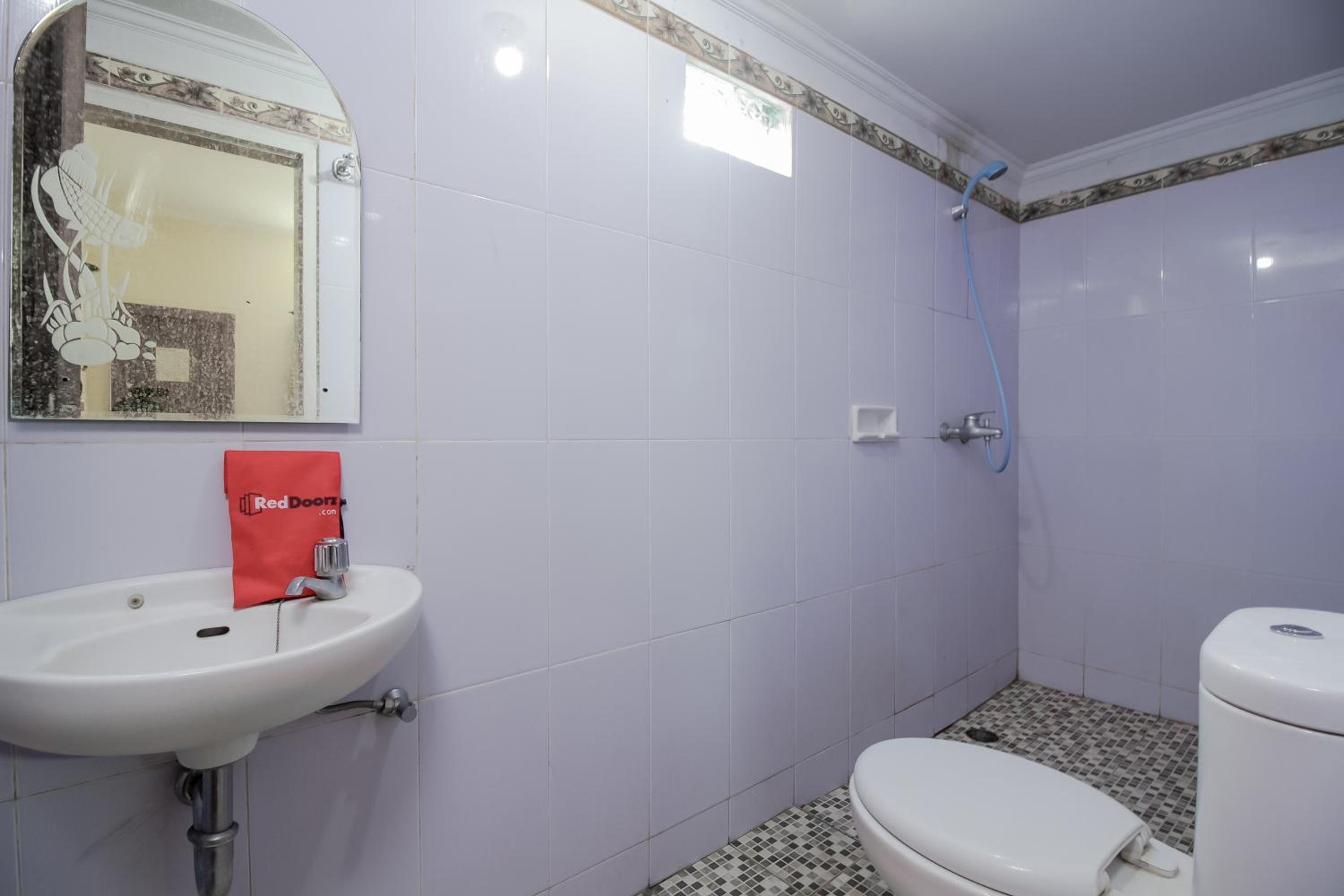 Double Room - Photo 2