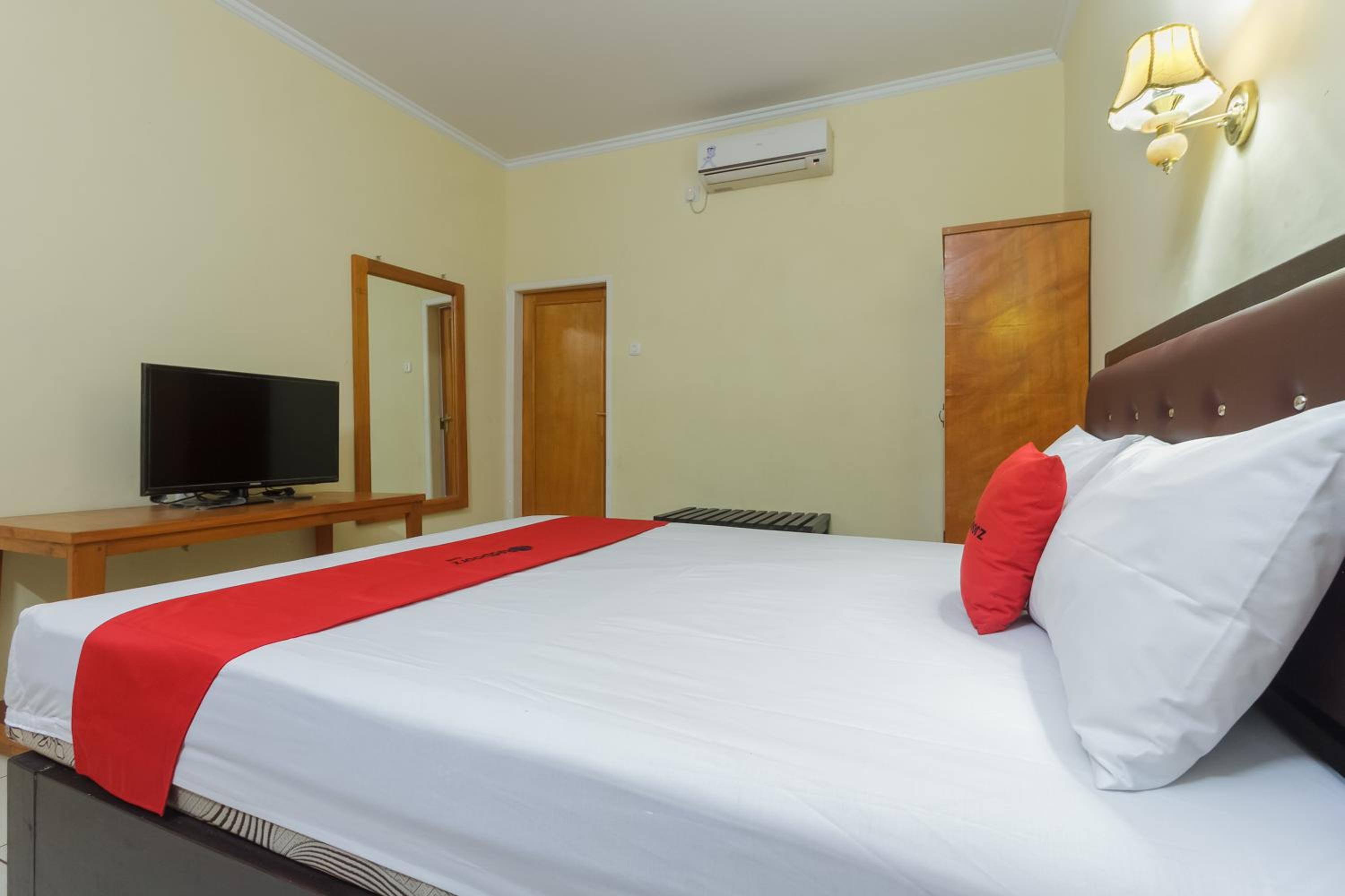 Double Room - Photo 9