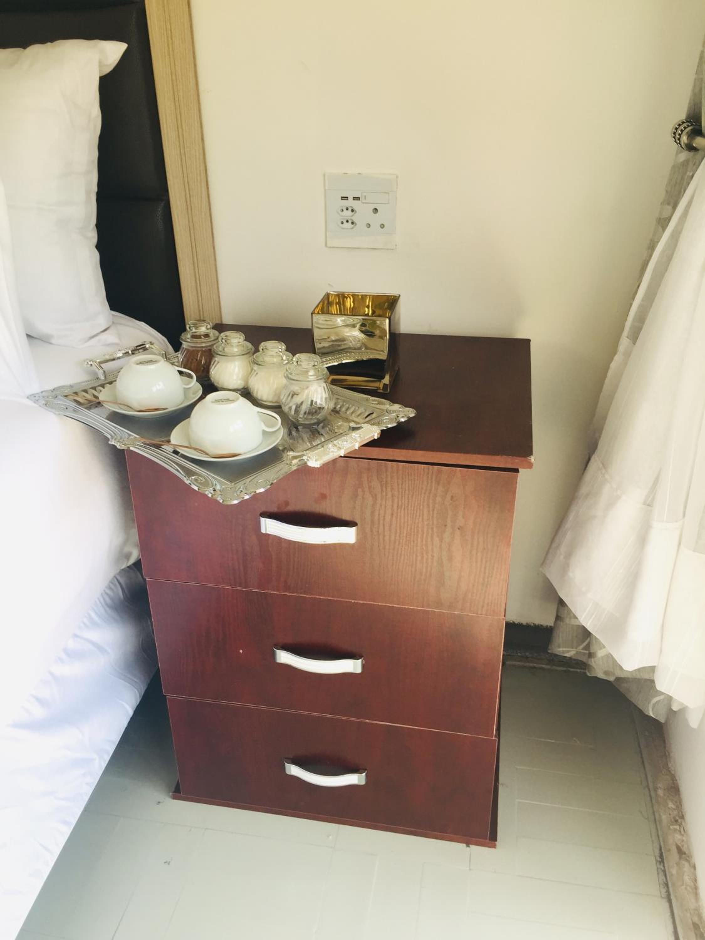 Deluxe Family Suite photo 3