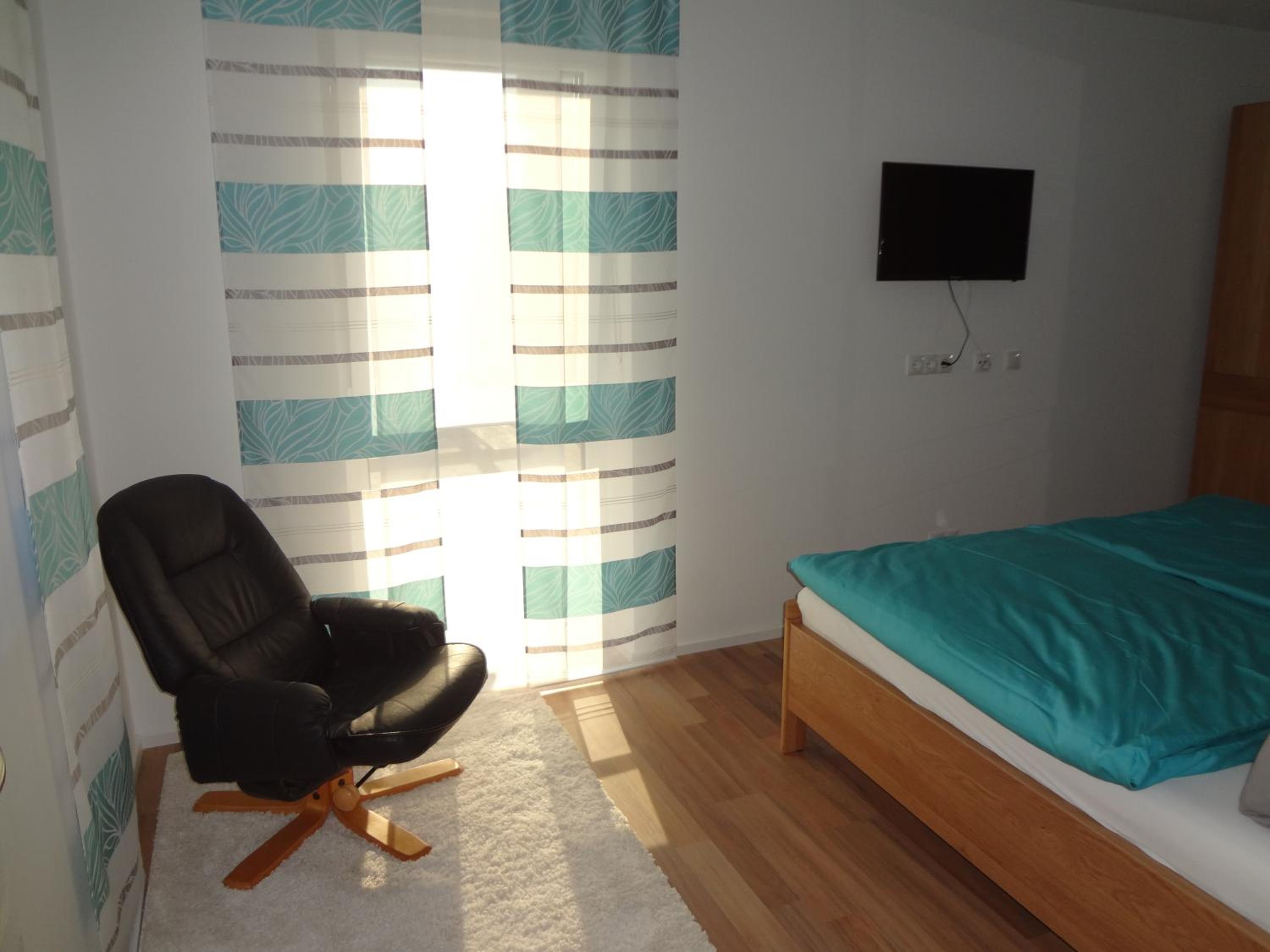 Apartment photo 2