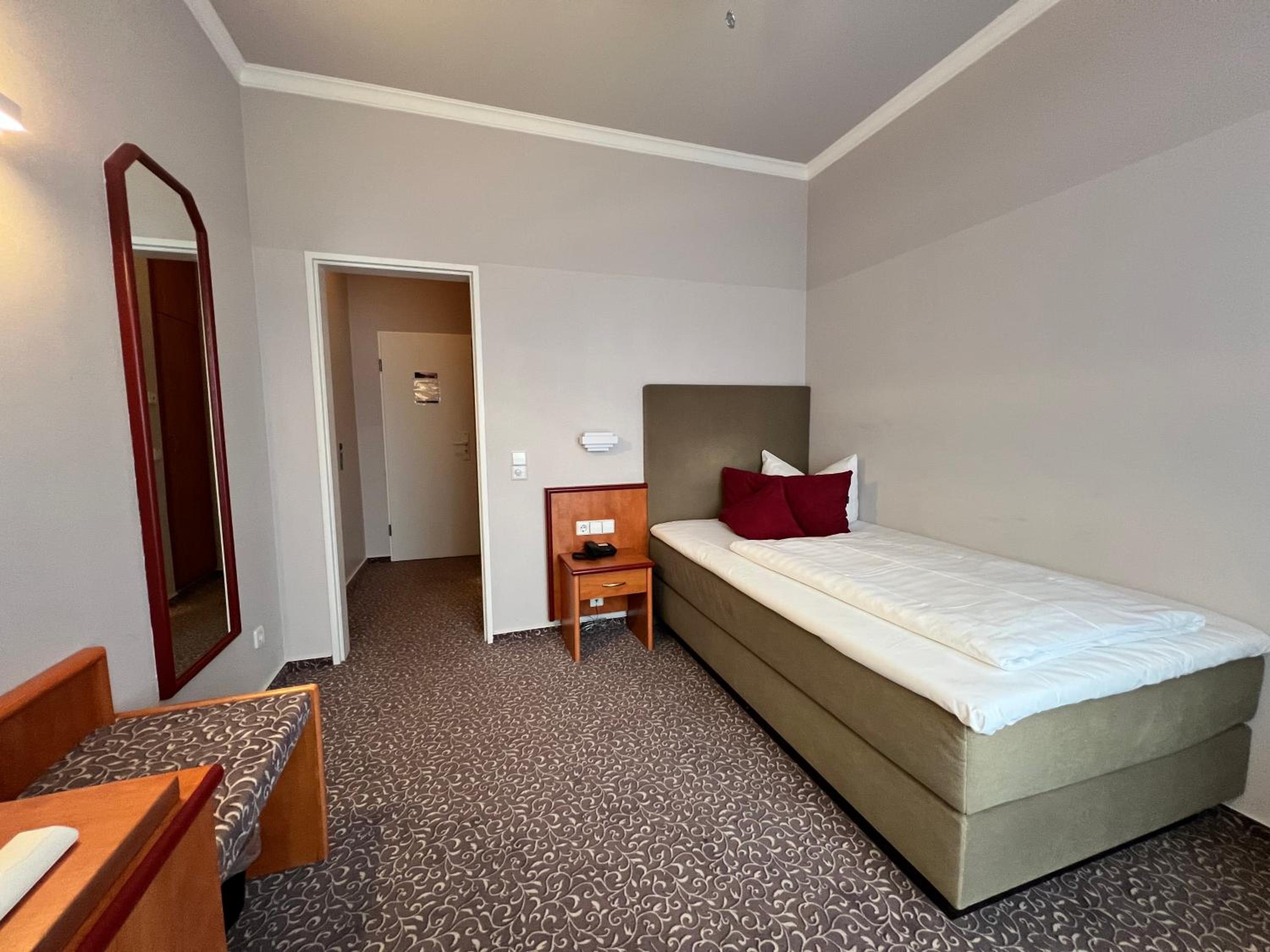 Single Room