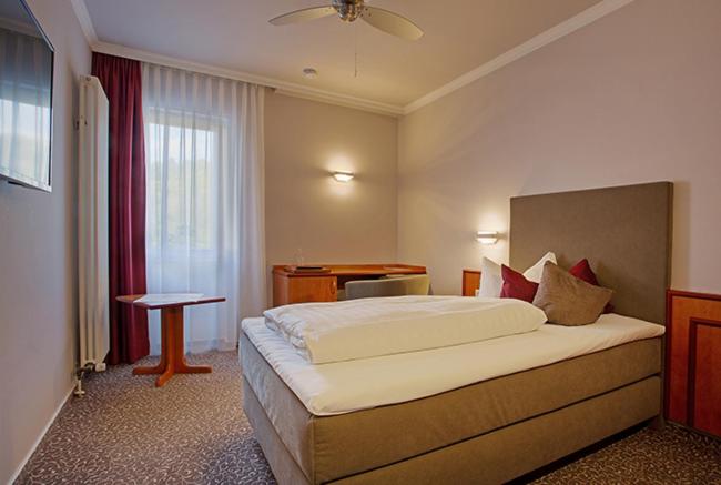 Deluxe Single Room
