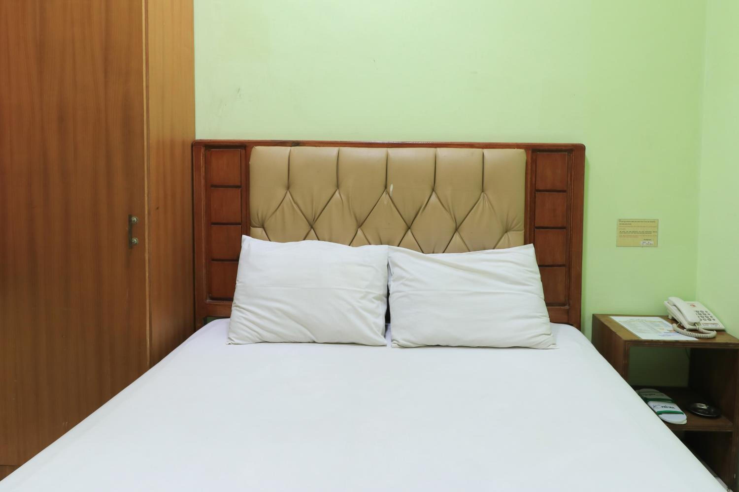Standard Double Room photo 2