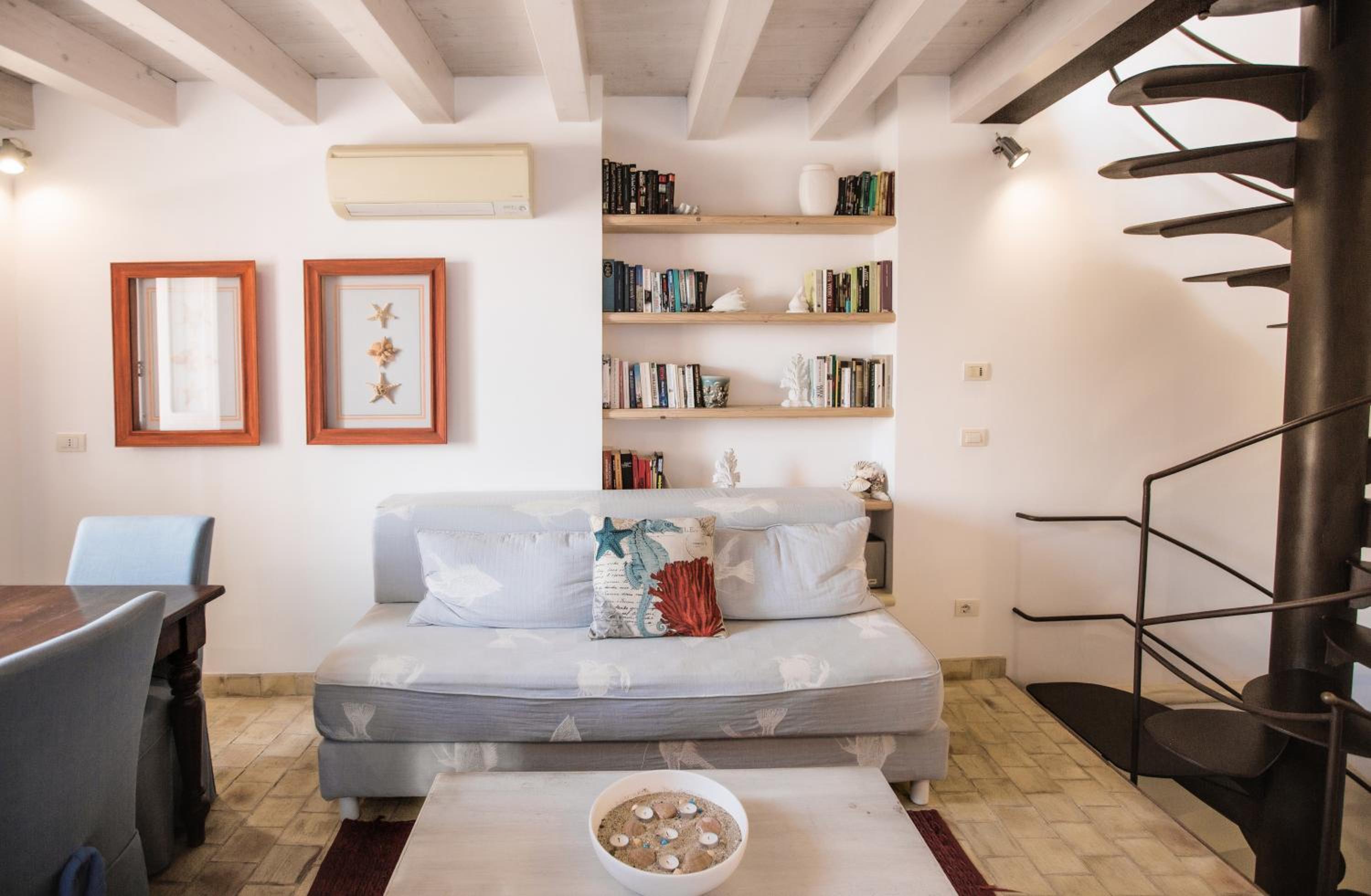 One-Bedroom Apartment with Balcony - Separate Building